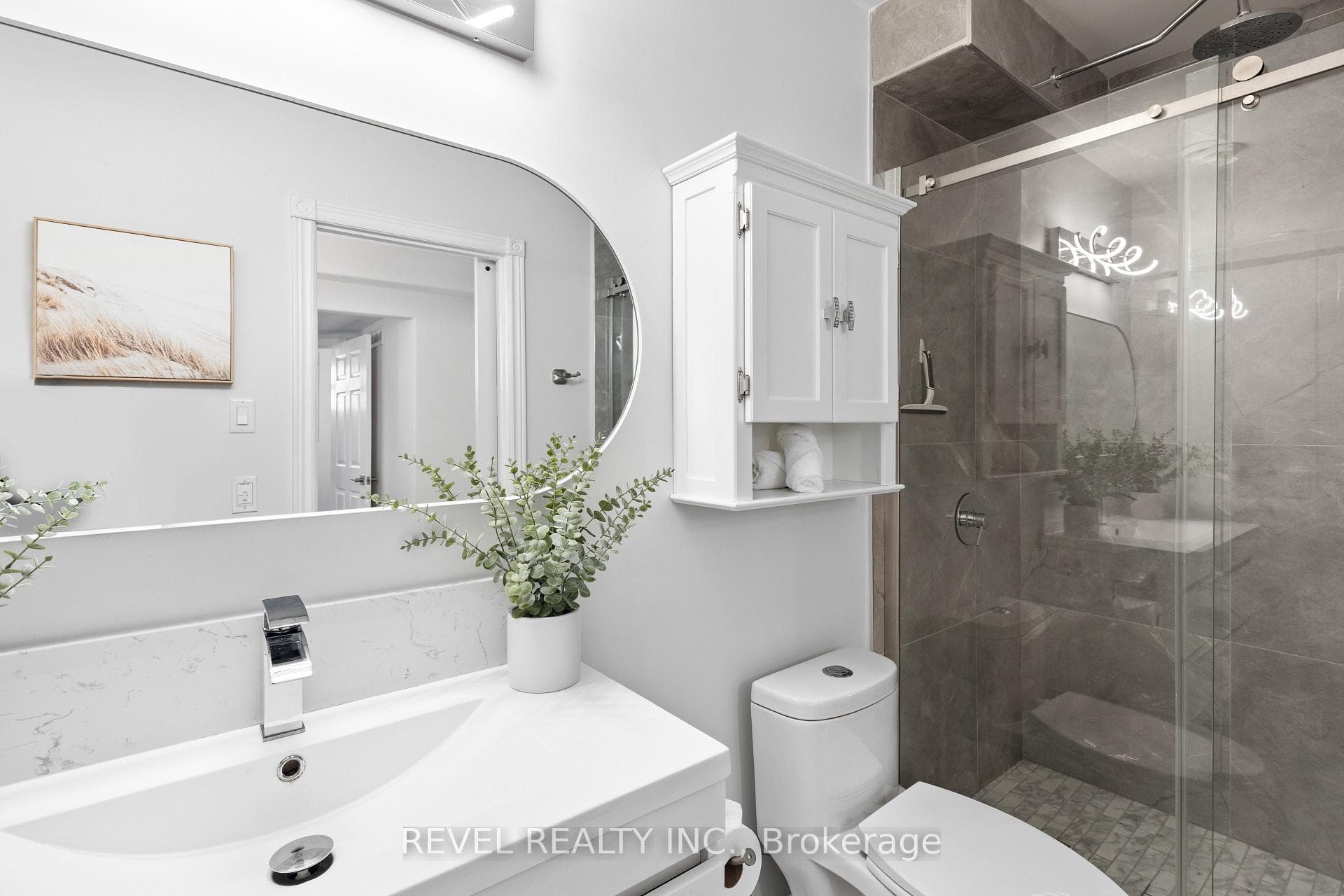 2726 Foxmeadow Road photo 27