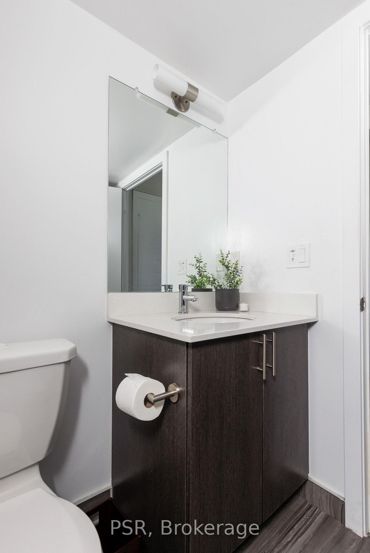 8 Trent Avenue Unit 1017 photo 25