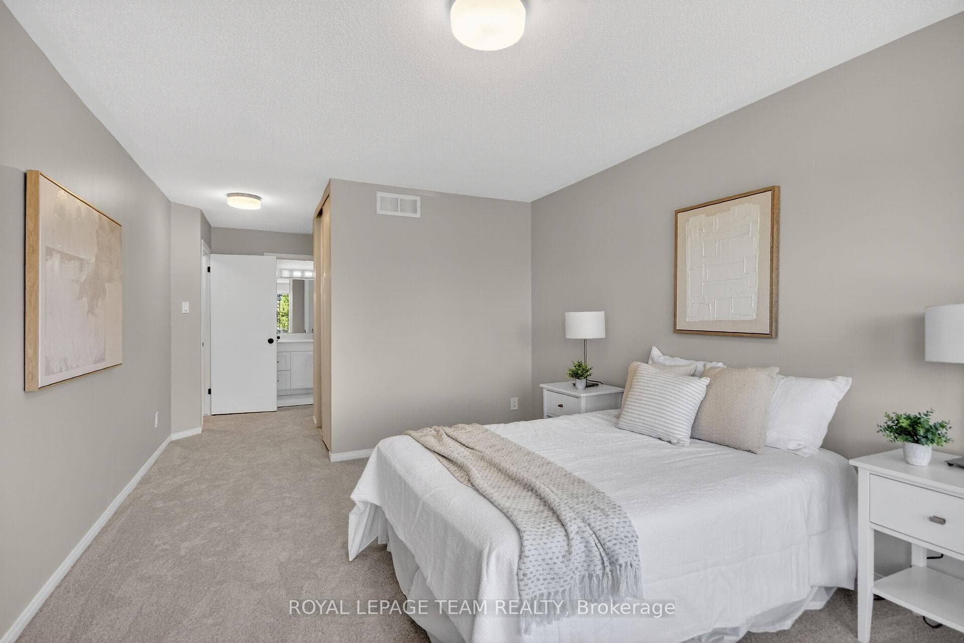 121 Muskego Crescent photo 34