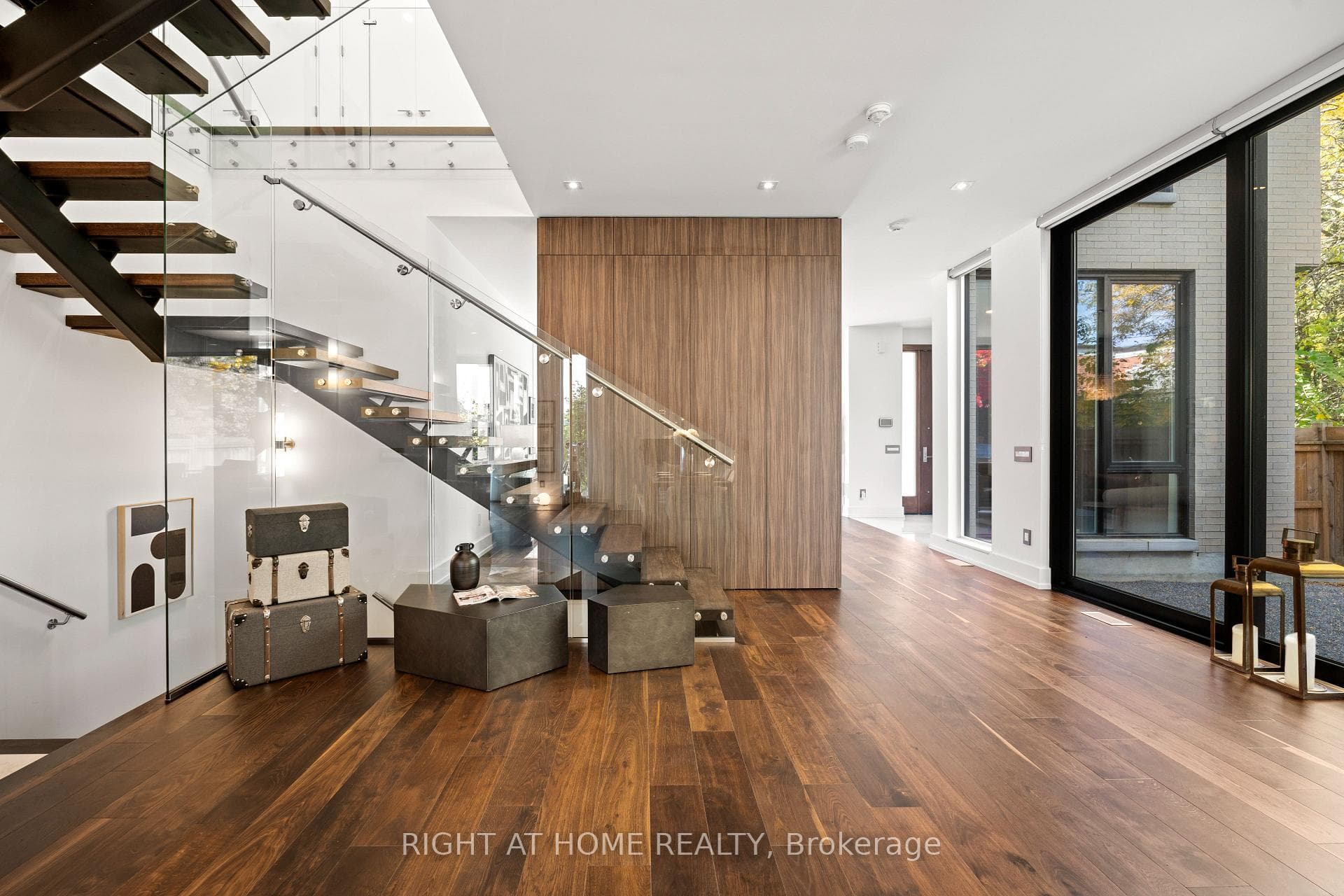 15 Fairmeadow Avenue photo 3