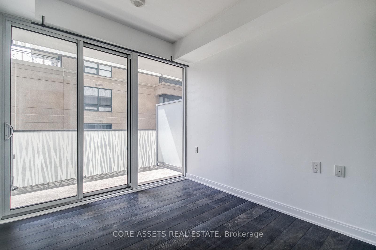 42 Charles Street Unit 604 photo 7