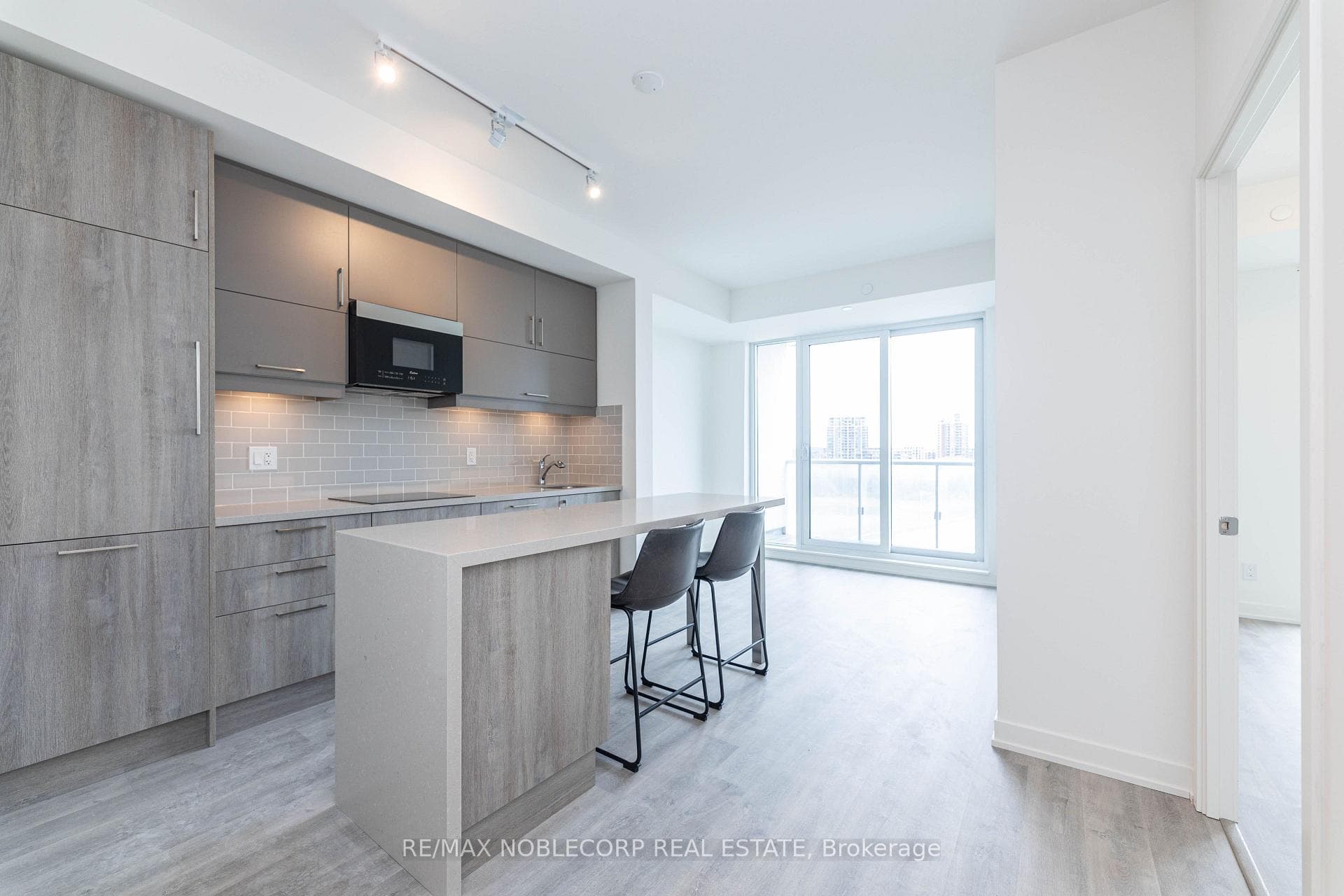 292 Verdale Crossing Unit 805B photo 9