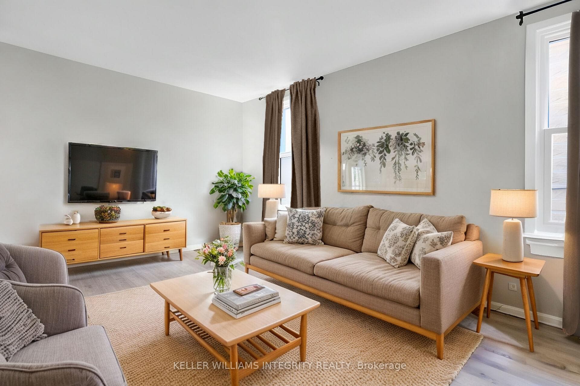 29 Douglas Avenue photo 16