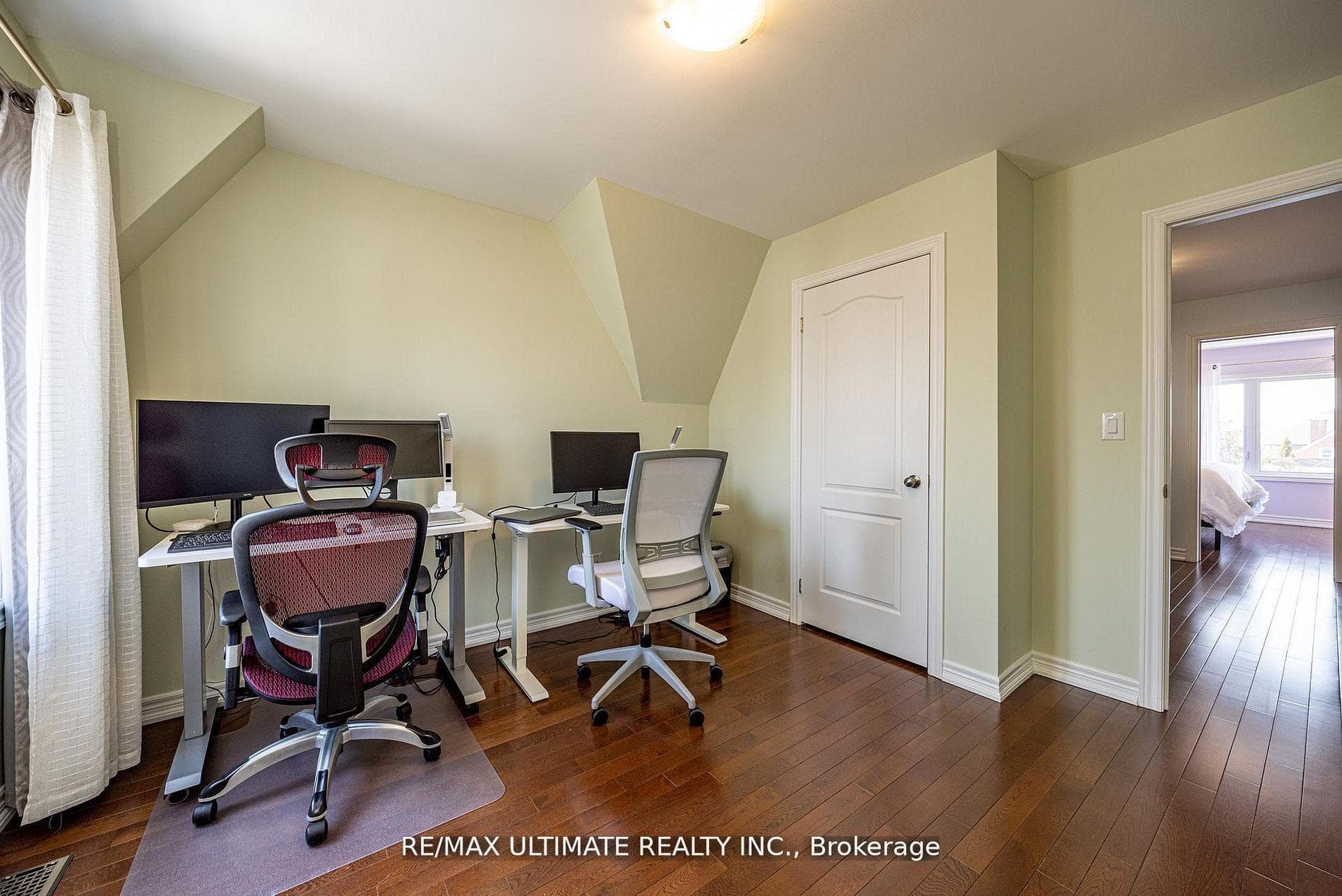 1160 Islington Avenue photo 32