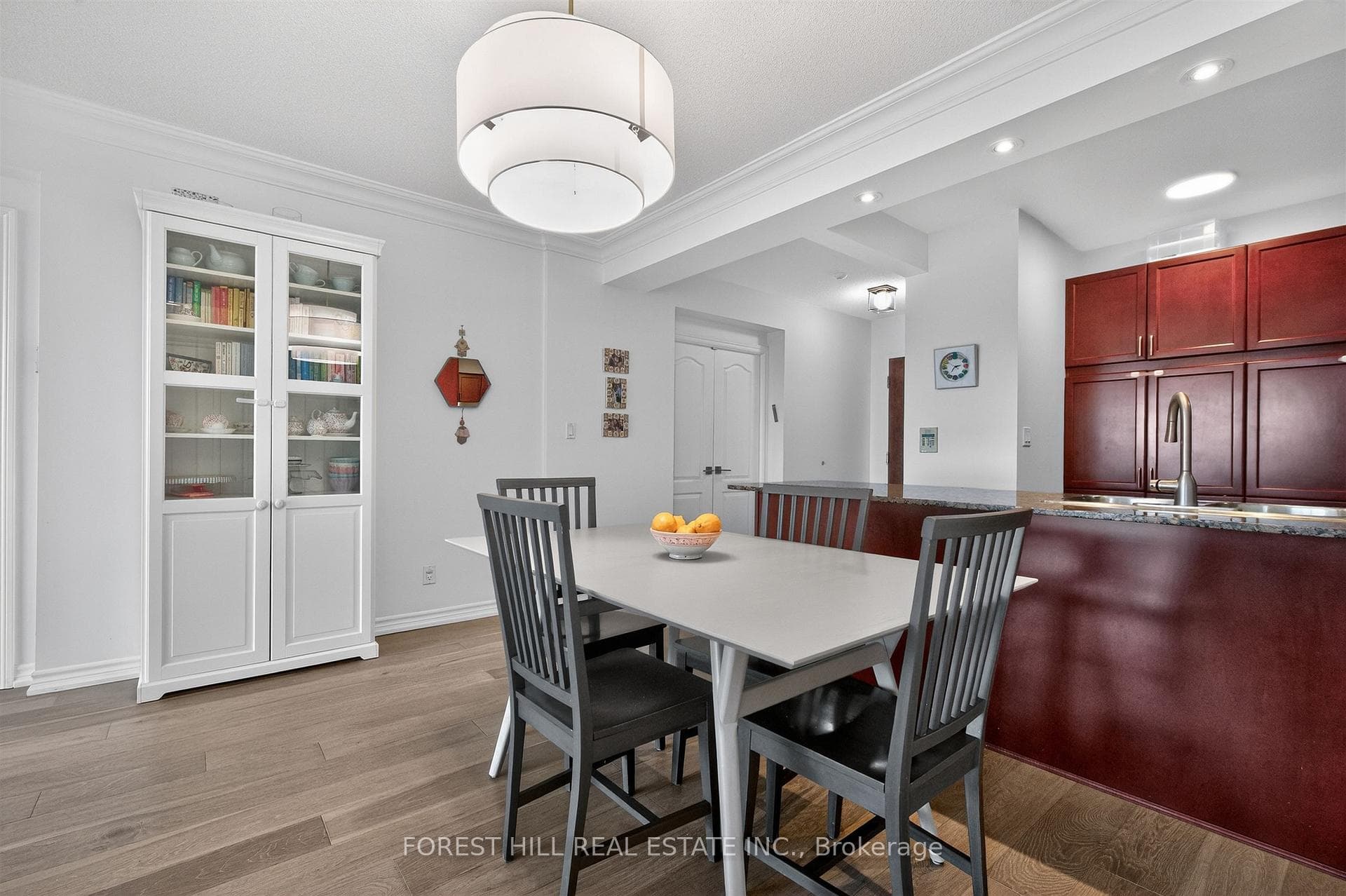 88 Promenade Circle Unit 408 photo 7