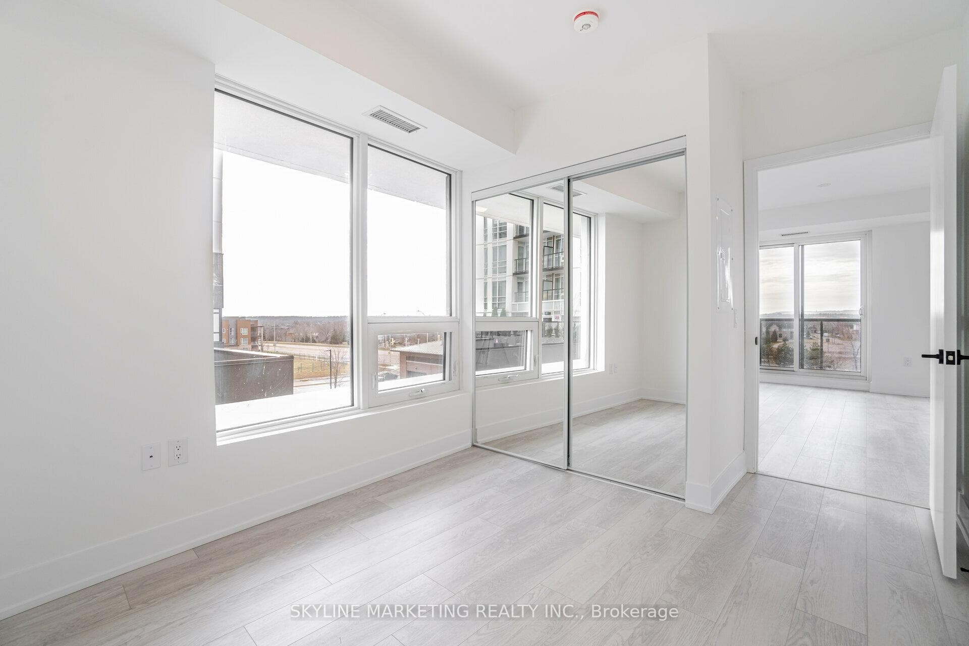 2450 Old Bronte Road Unit 232 photo 19
