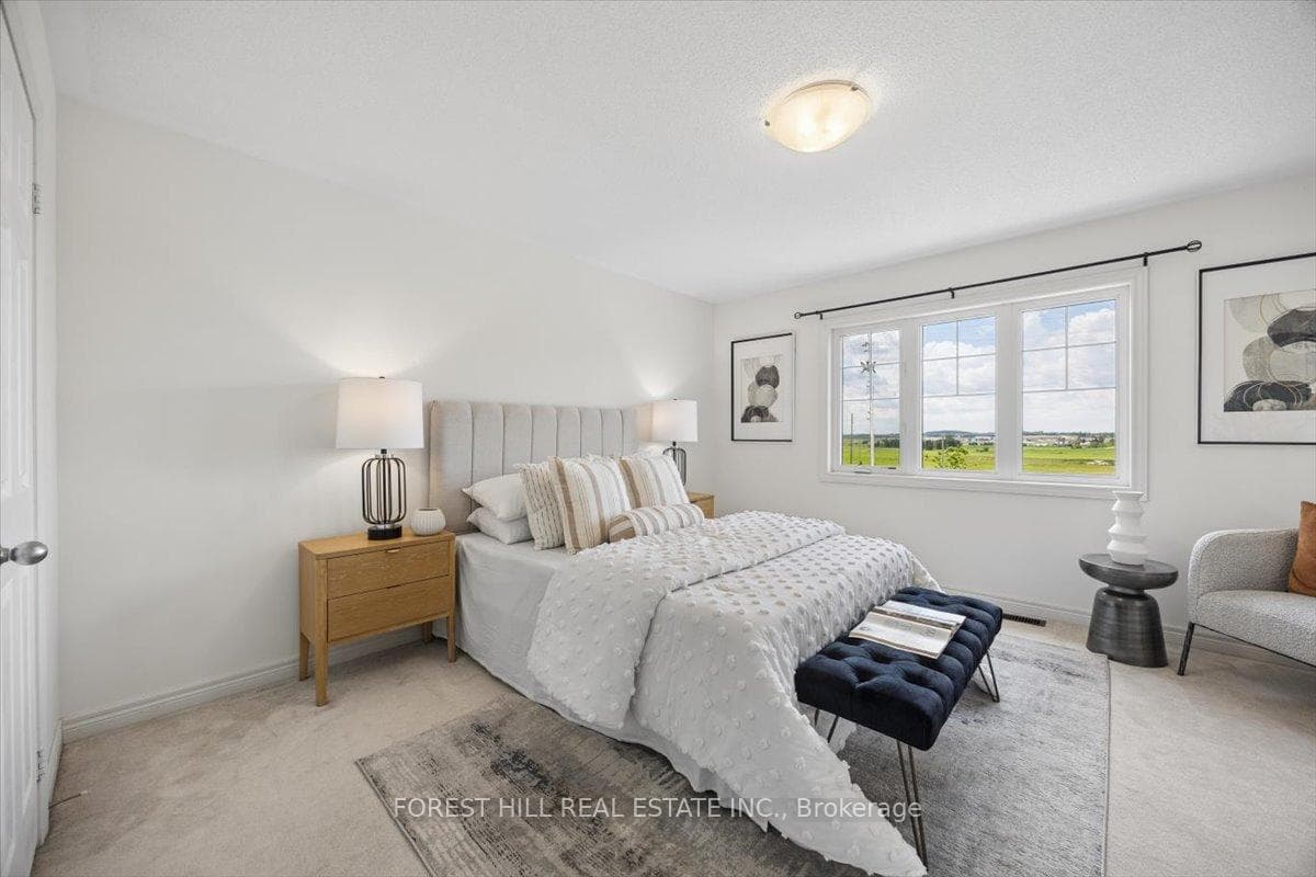 187 Armstrong Crescent photo 22