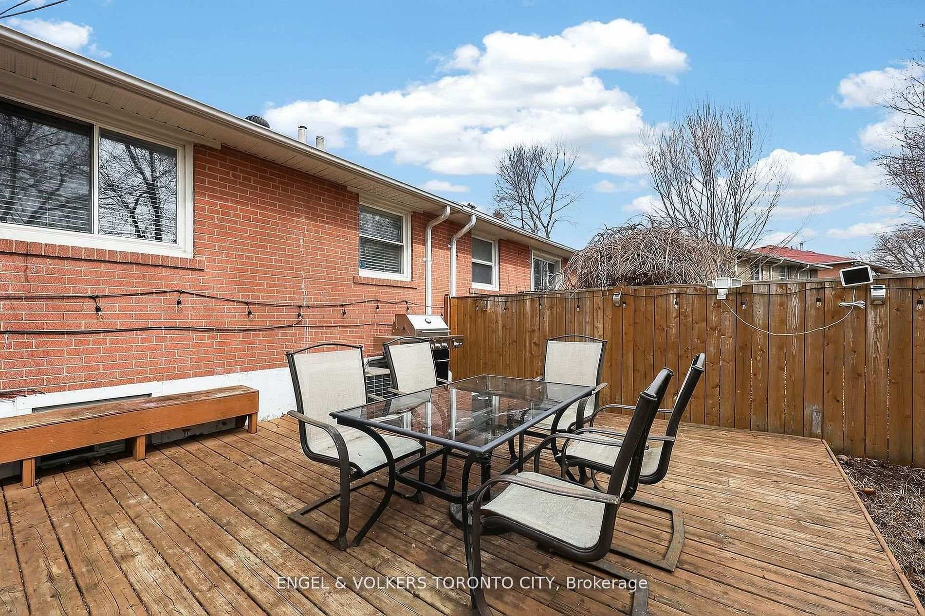 122 Septonne Avenue photo 26