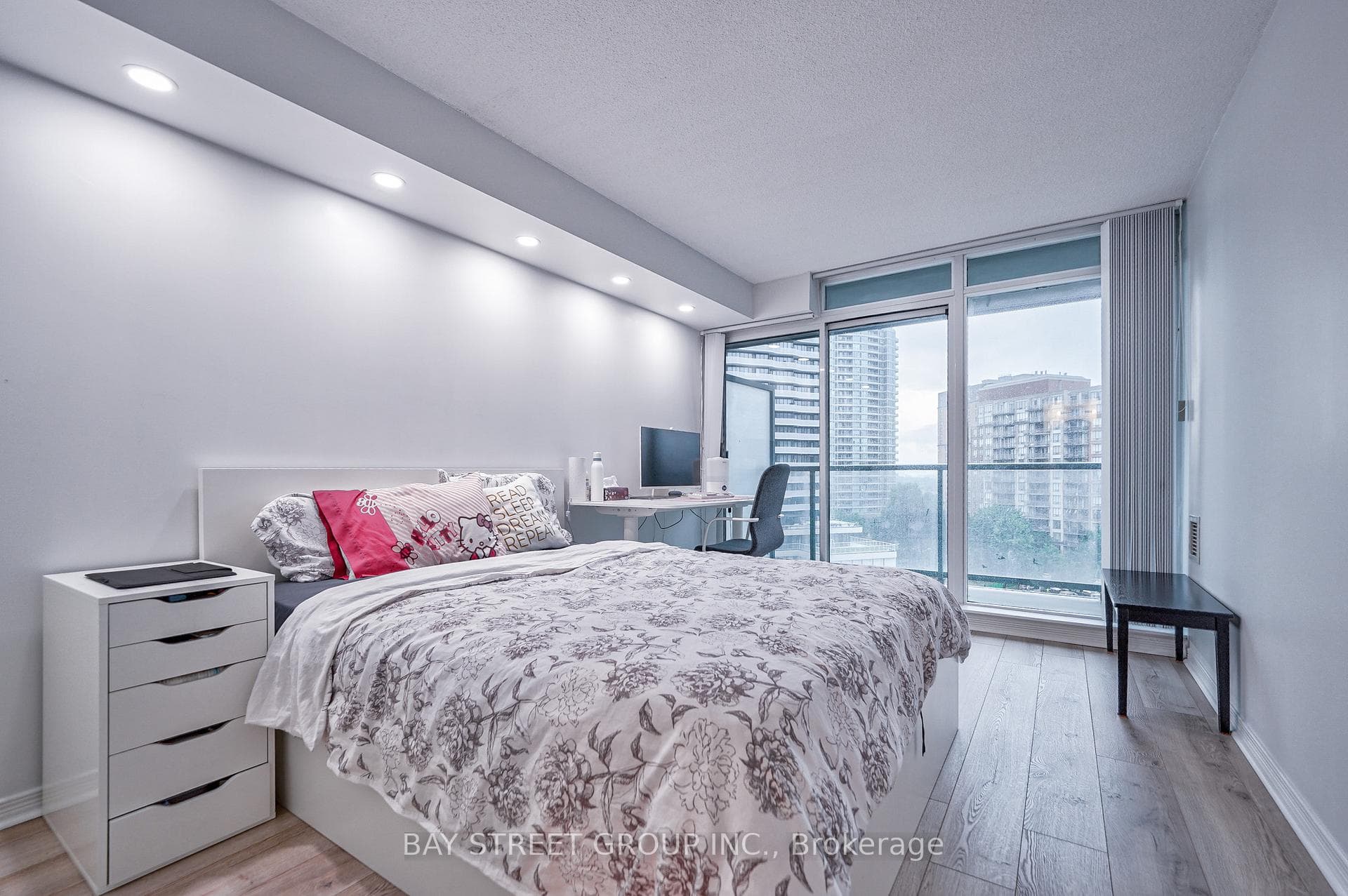 5500 Yonge Street Unit 803 photo 28