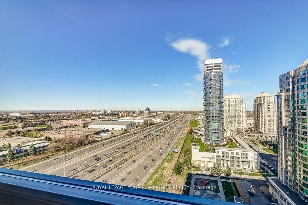 88 Corporate Drive Unit 1817 photo 24
