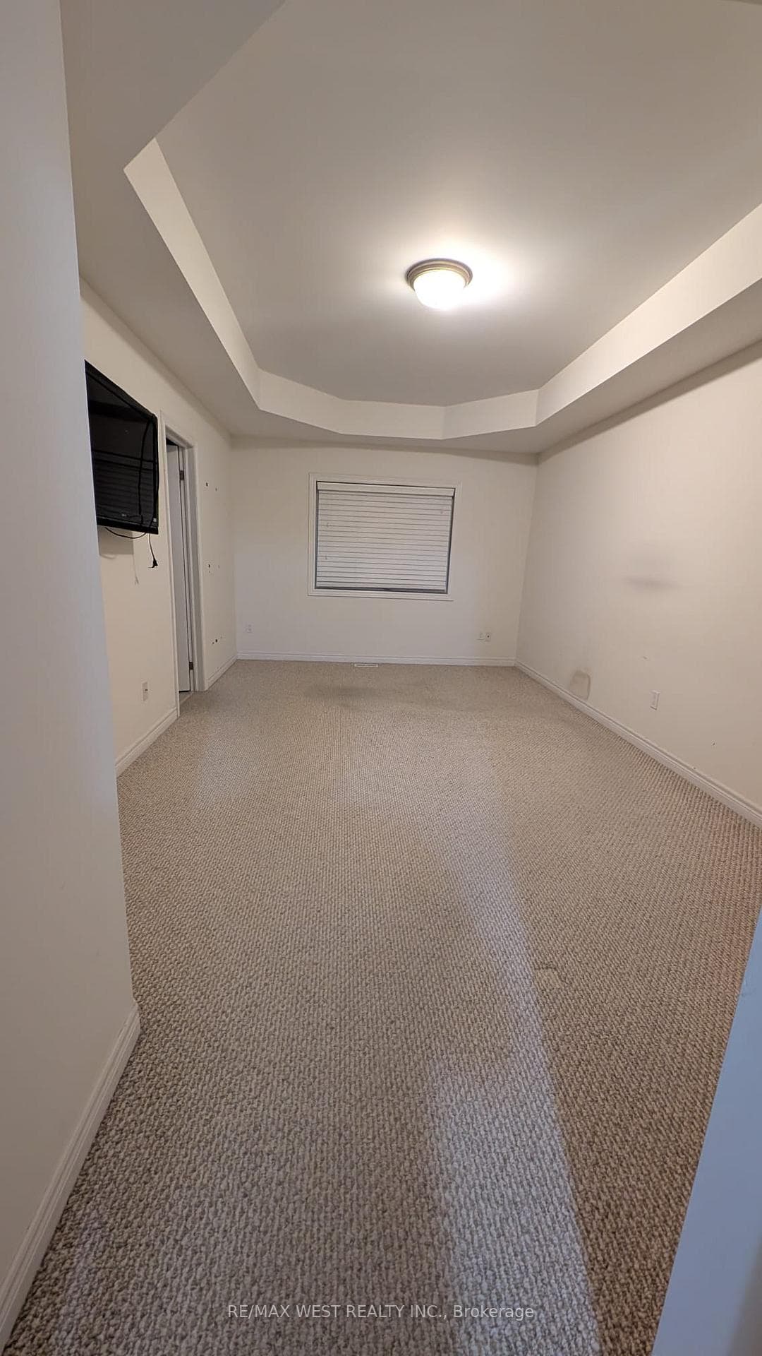 3063 Isaac Avenue photo 11