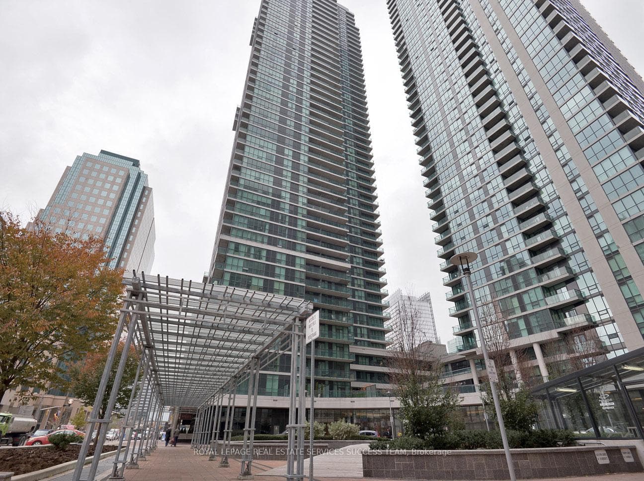 33 Bay Street Unit 1509 photo 2