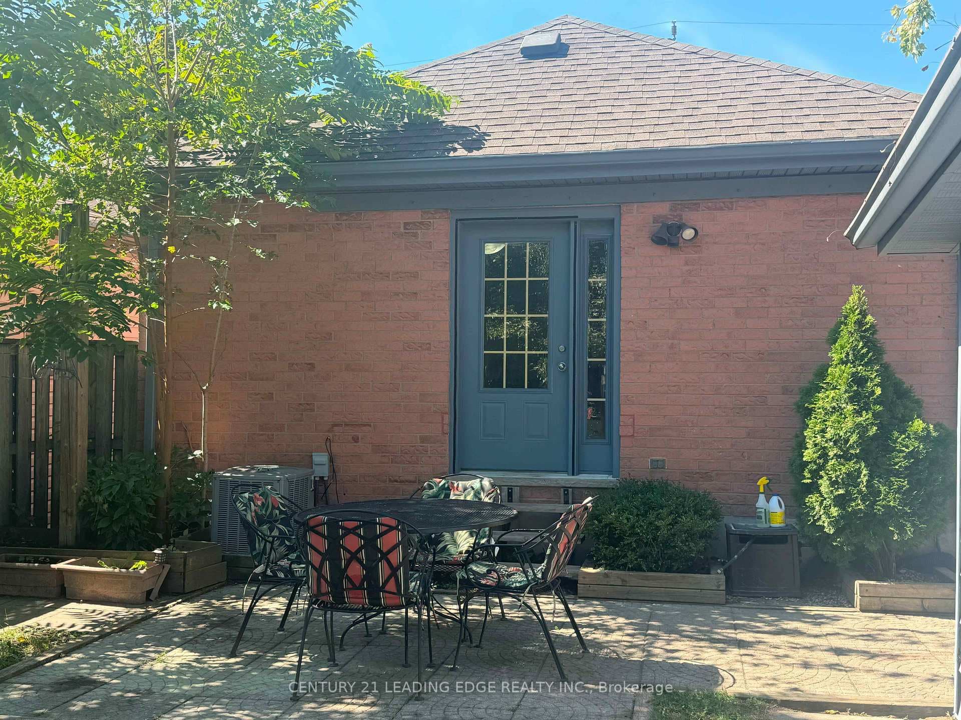 158 William Street photo 2