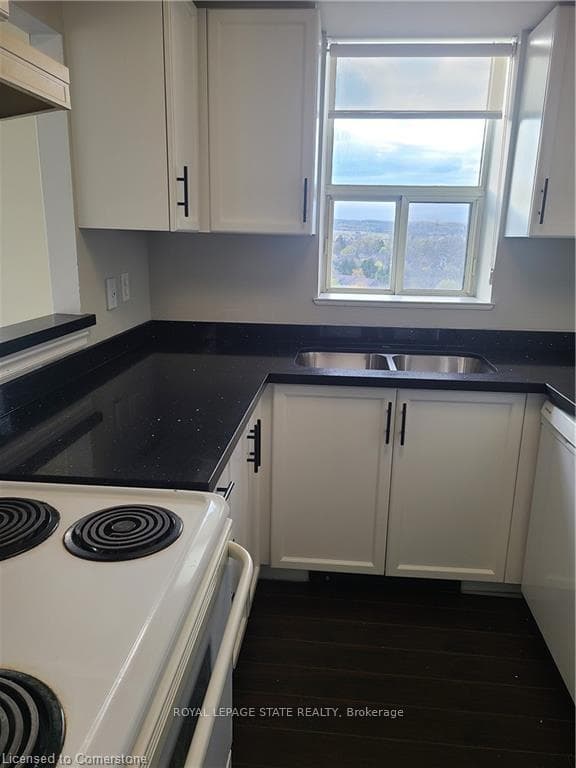 1270 Maple Crossing Boulevard Unit 914 photo 19