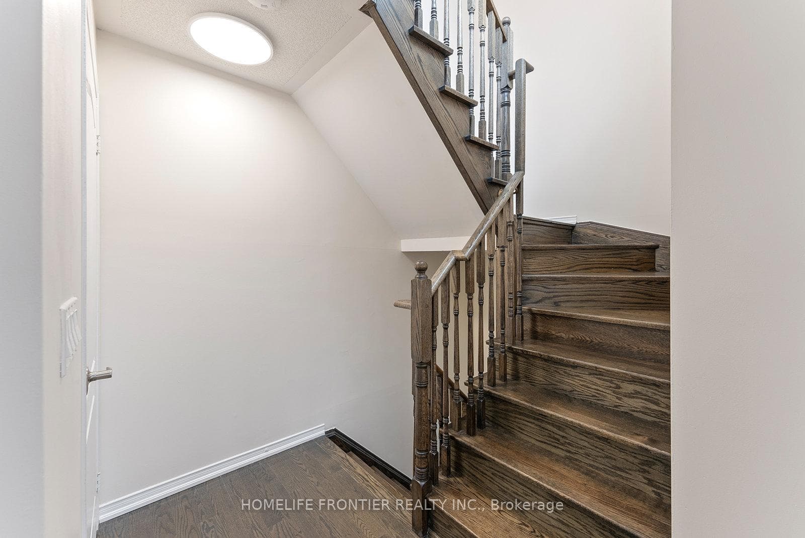 130 Widdicombe Hill Boulevard Unit 410 photo 23