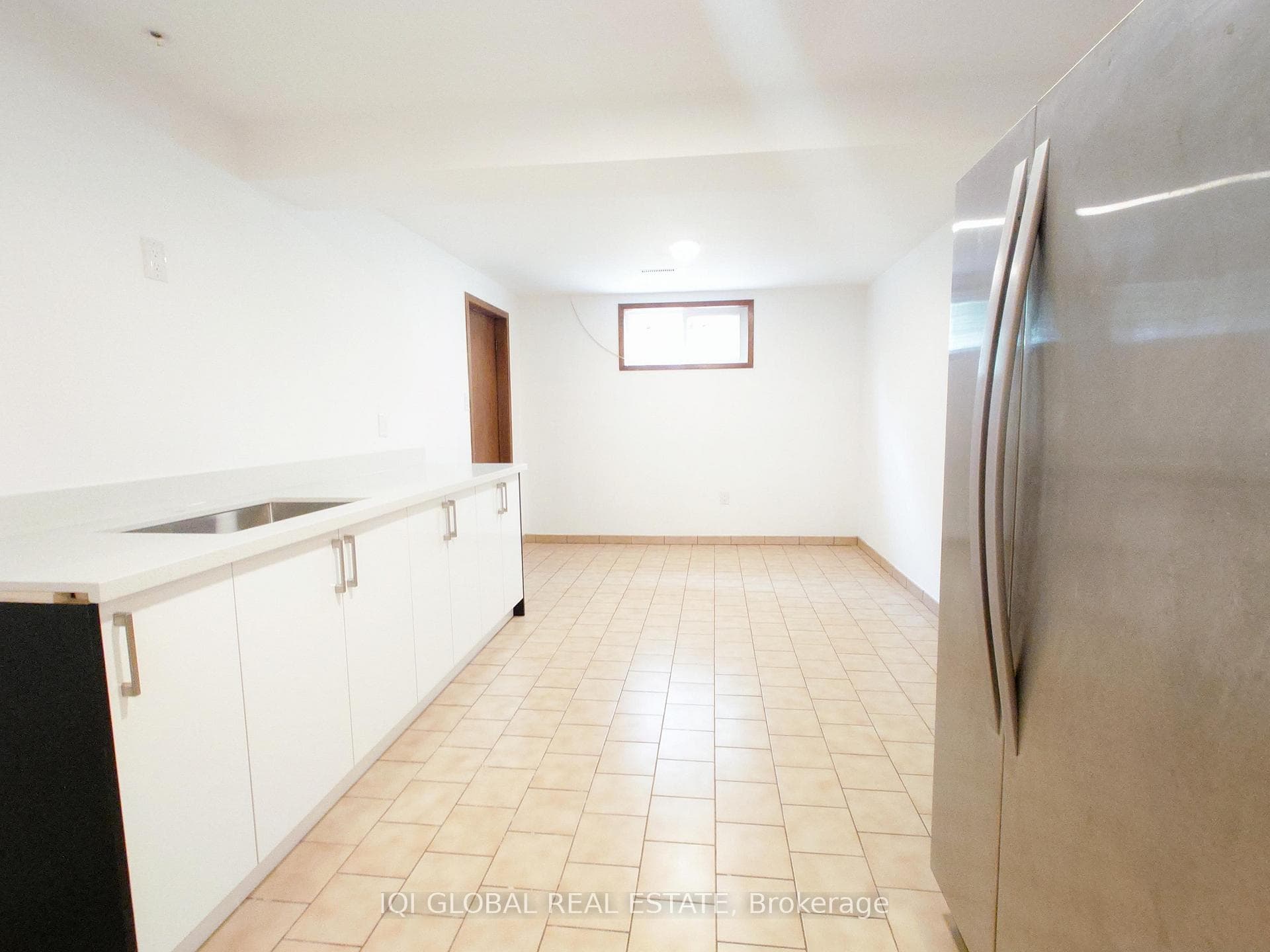 105 Empringham Crescent photo 22