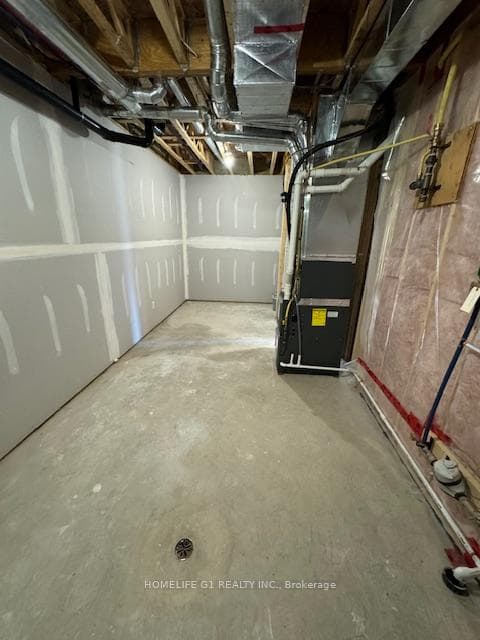 27 Markland Avenue photo 4