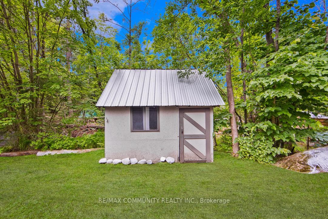 6605 Pioneer Village Lane photo 25