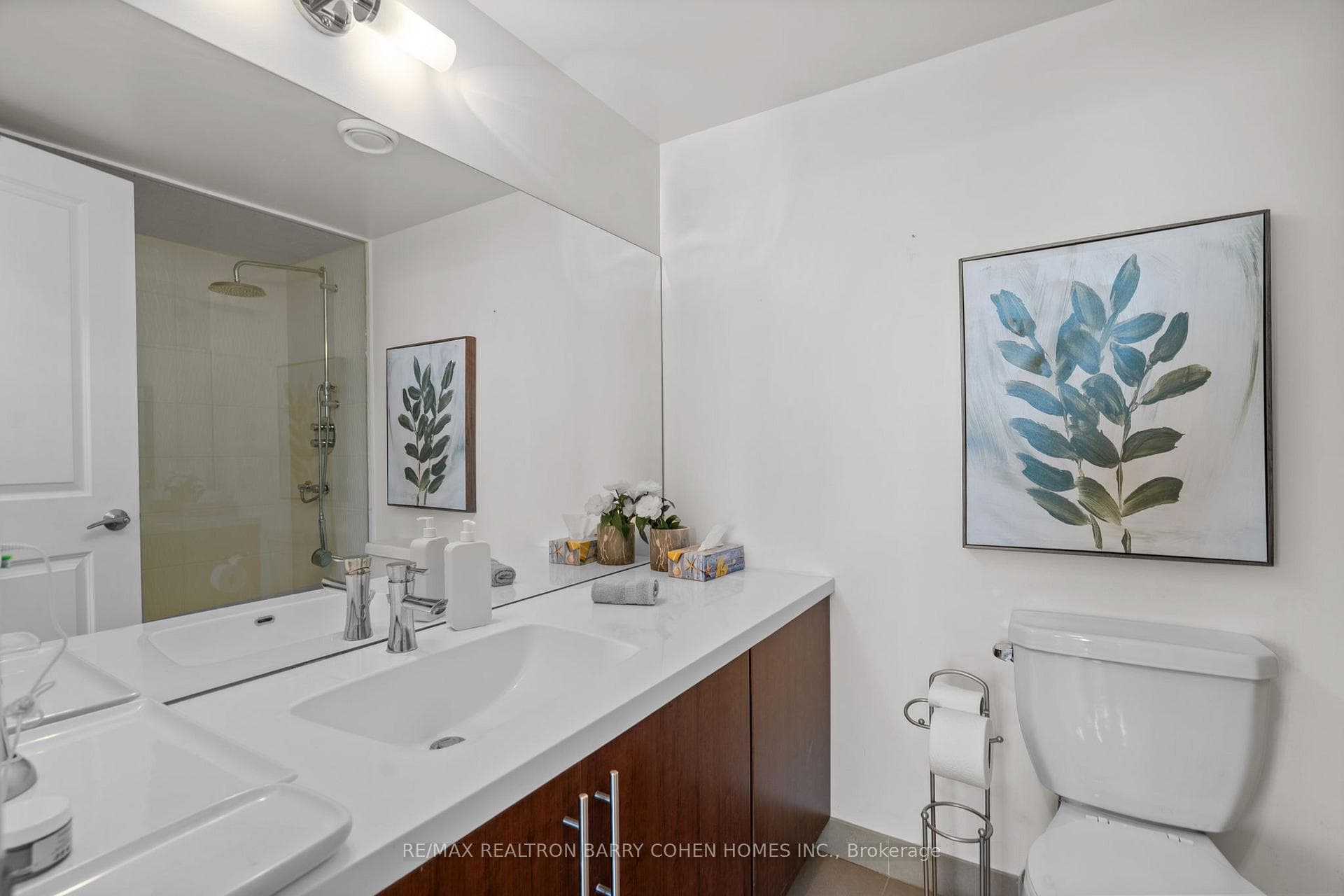500 St Clair Avenue Unit 2103 photo 20