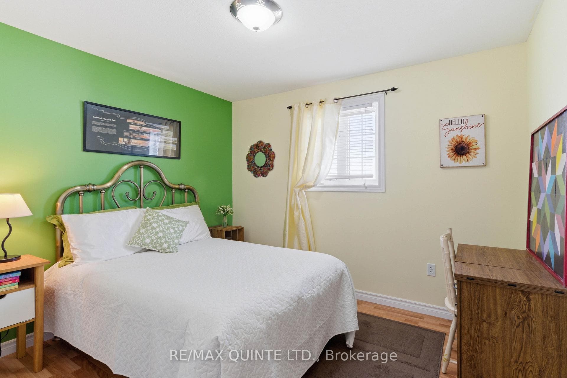 99 McKenzie Street photo 22