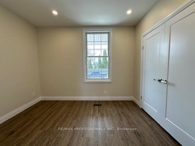 213 Pine Street Unit 2 photo 10