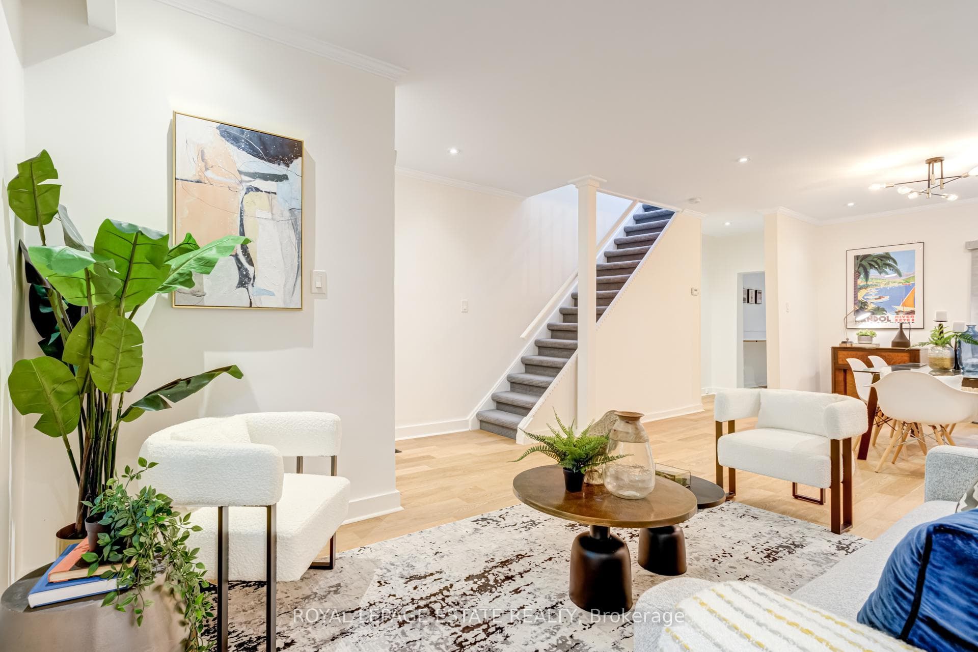 45 Hastings Avenue photo 7