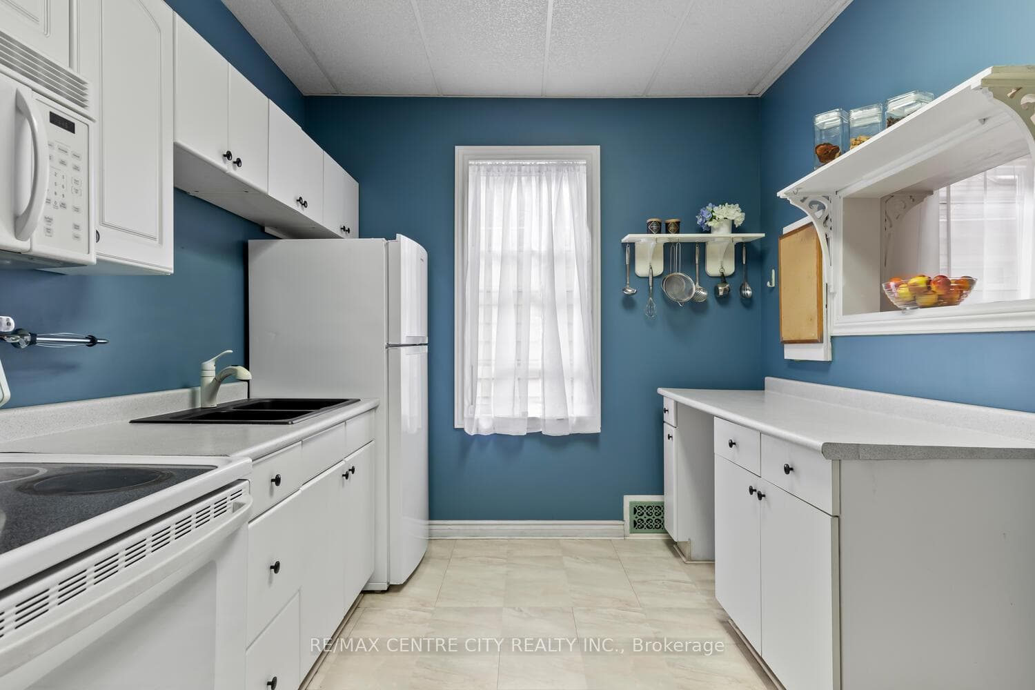 540 Quebec Street photo 12