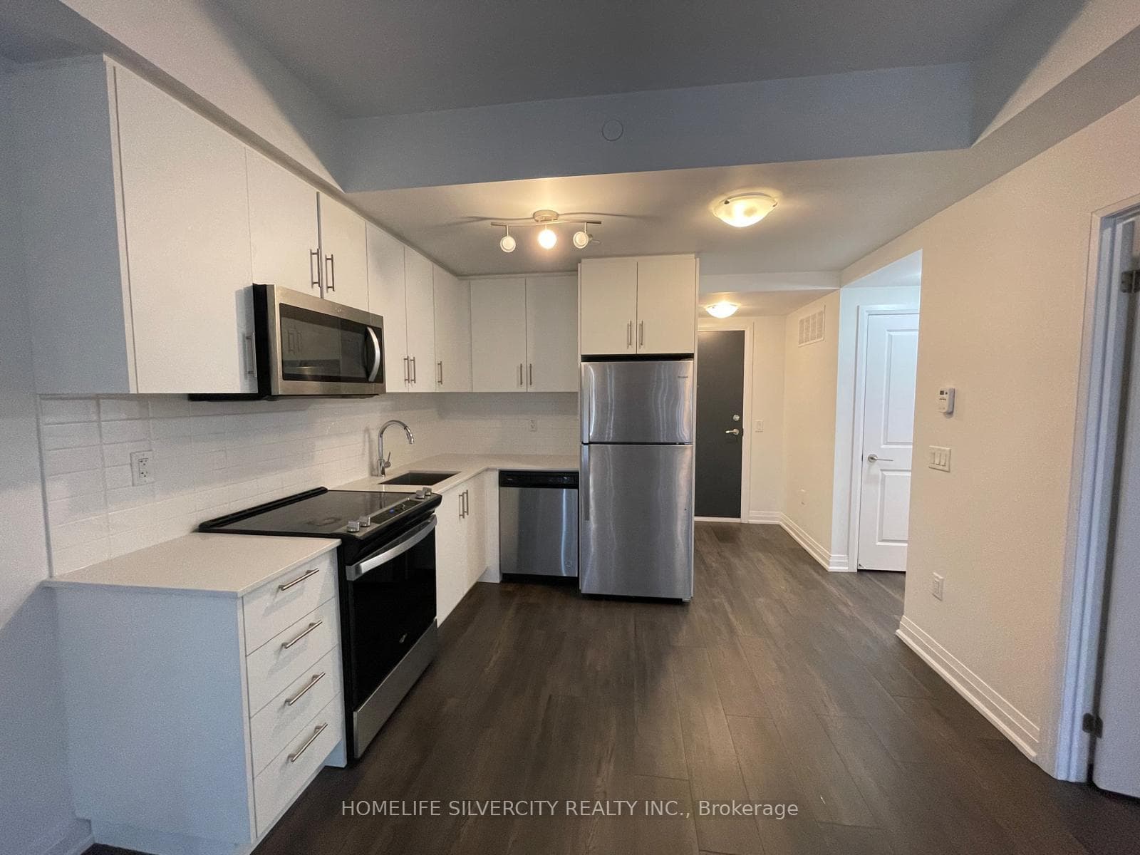 95 Attmar Drive Unit 202 photo 2