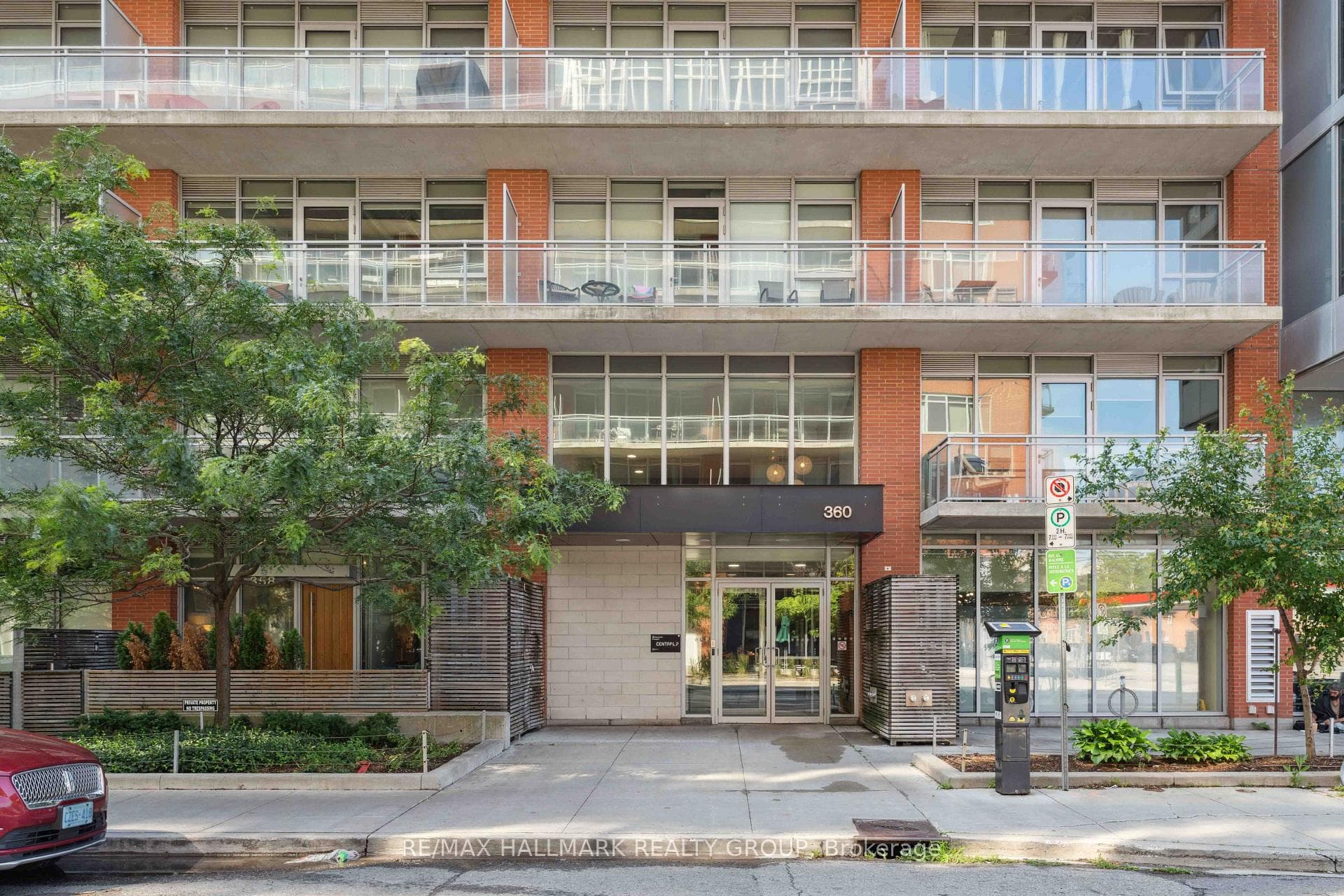 360 McLeod Street Unit 313 photo 2