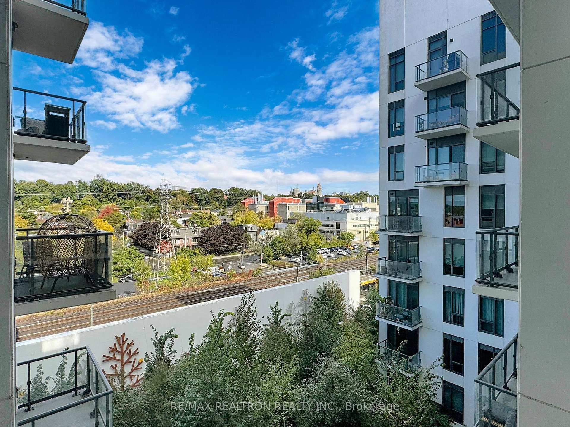 280 Howland Avenue Unit 629 photo 27