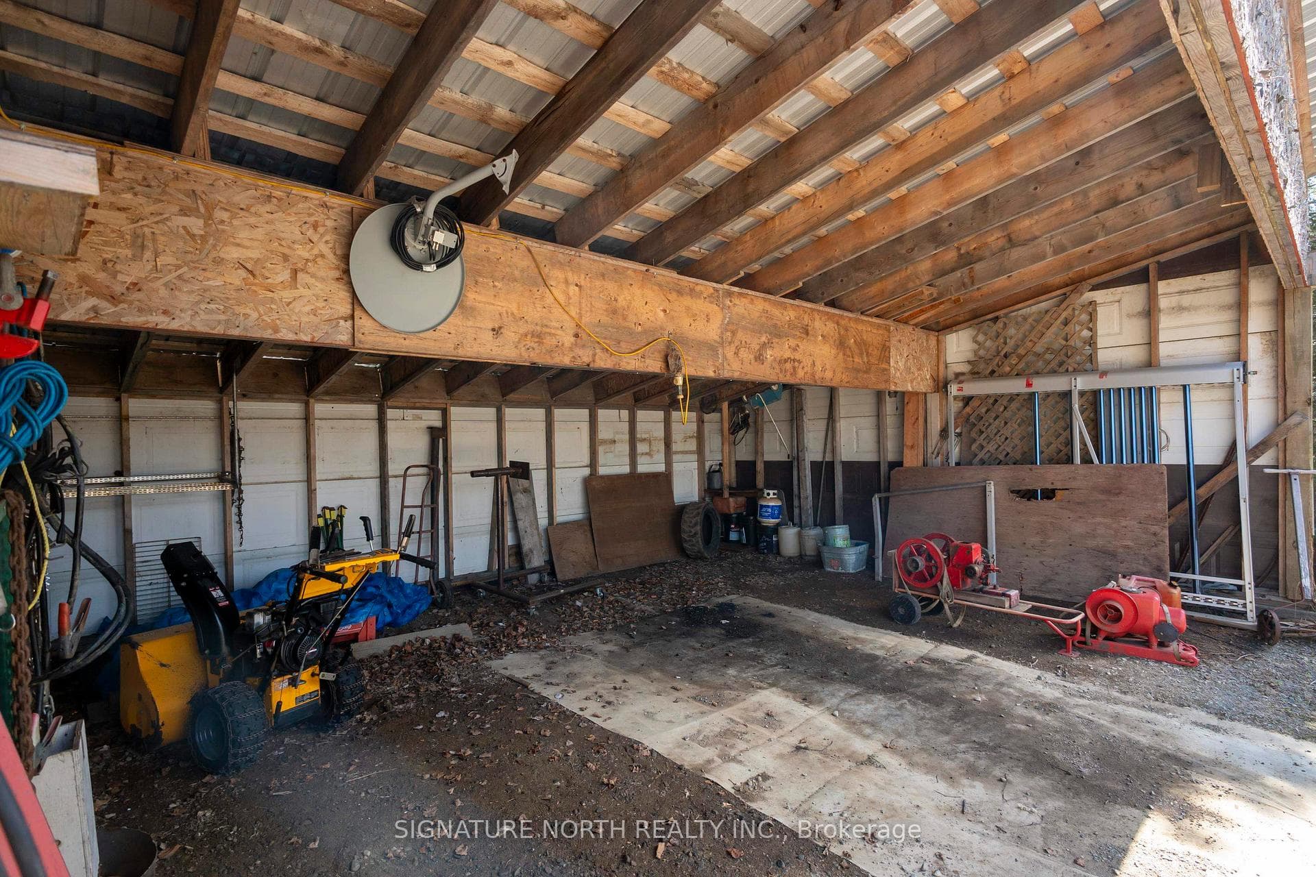 281 Intola Road photo 39