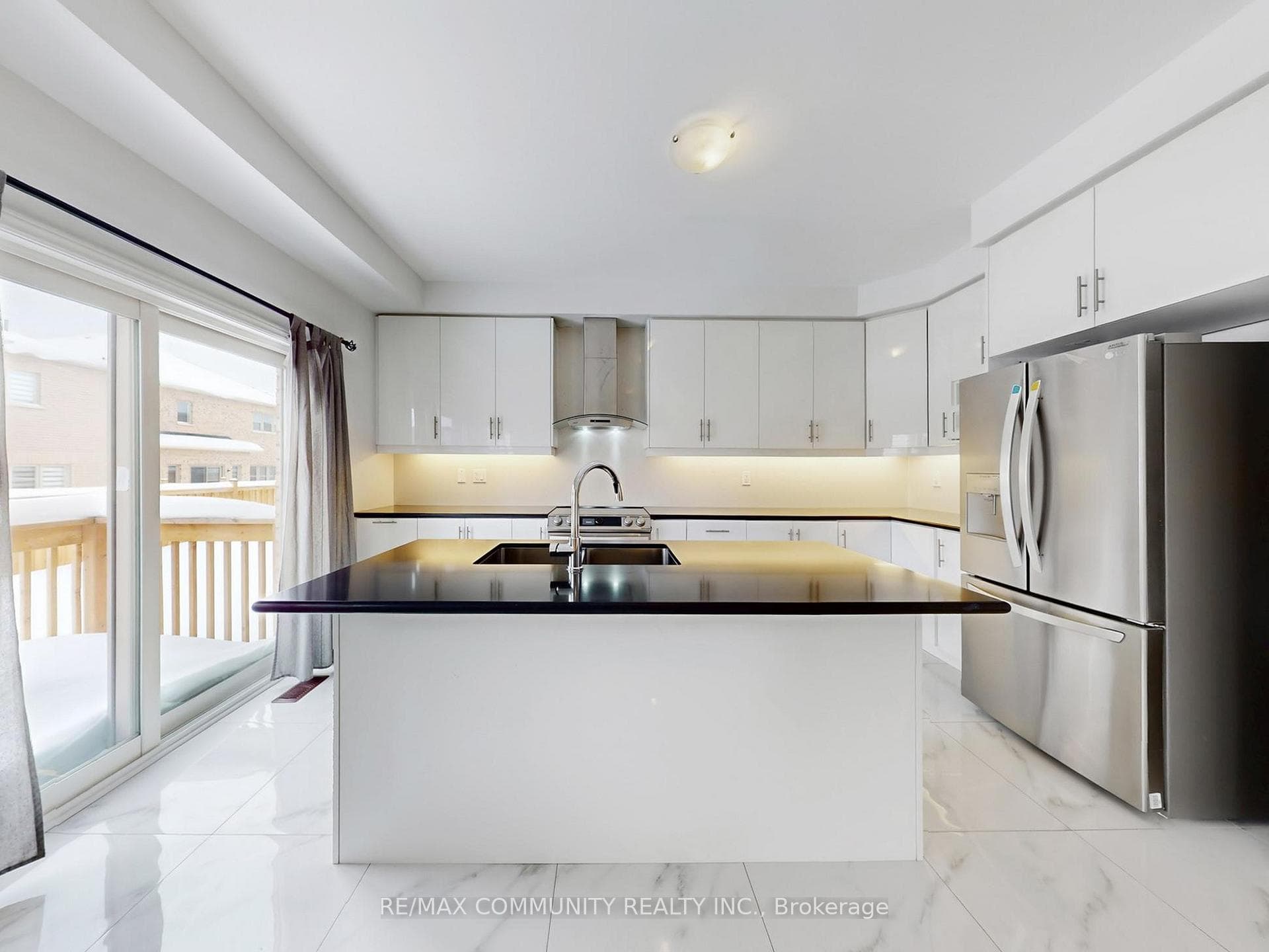 301 Danny Wheeler Boulevard photo 15
