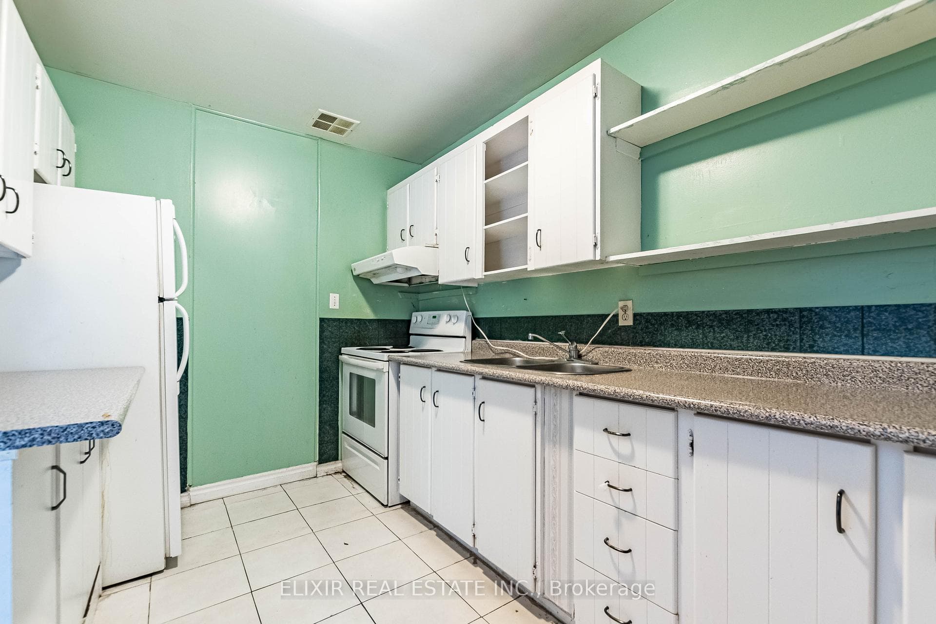 3025 The Credit Woodlands Drive Unit 336 photo 8