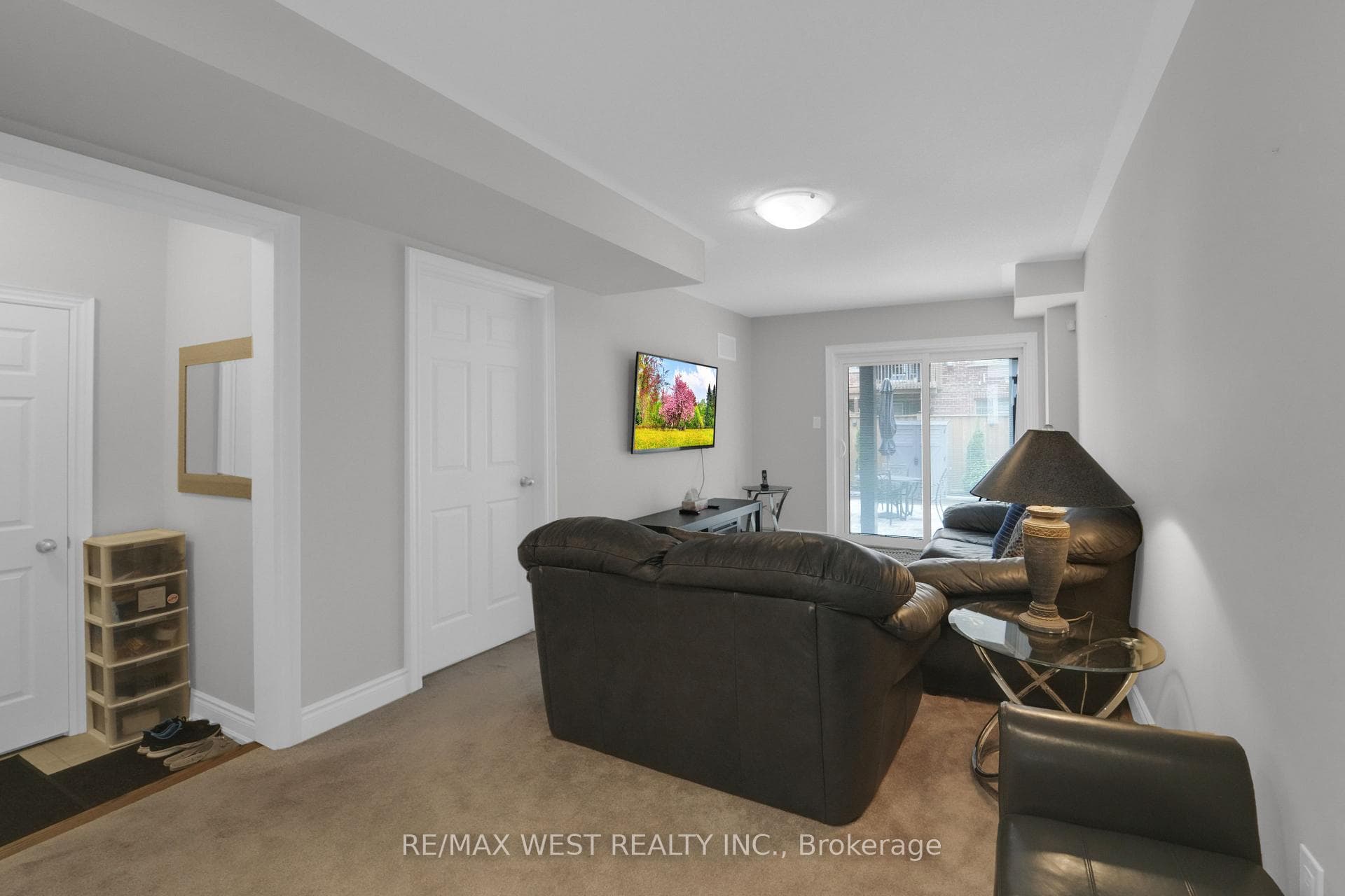 33 Allegranza Avenue photo 32