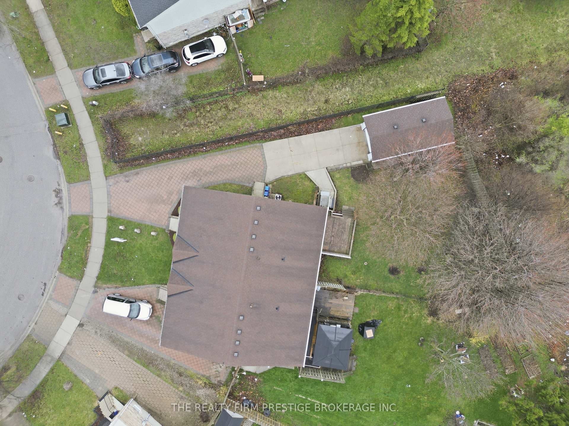 277 Fleming Drive photo 29