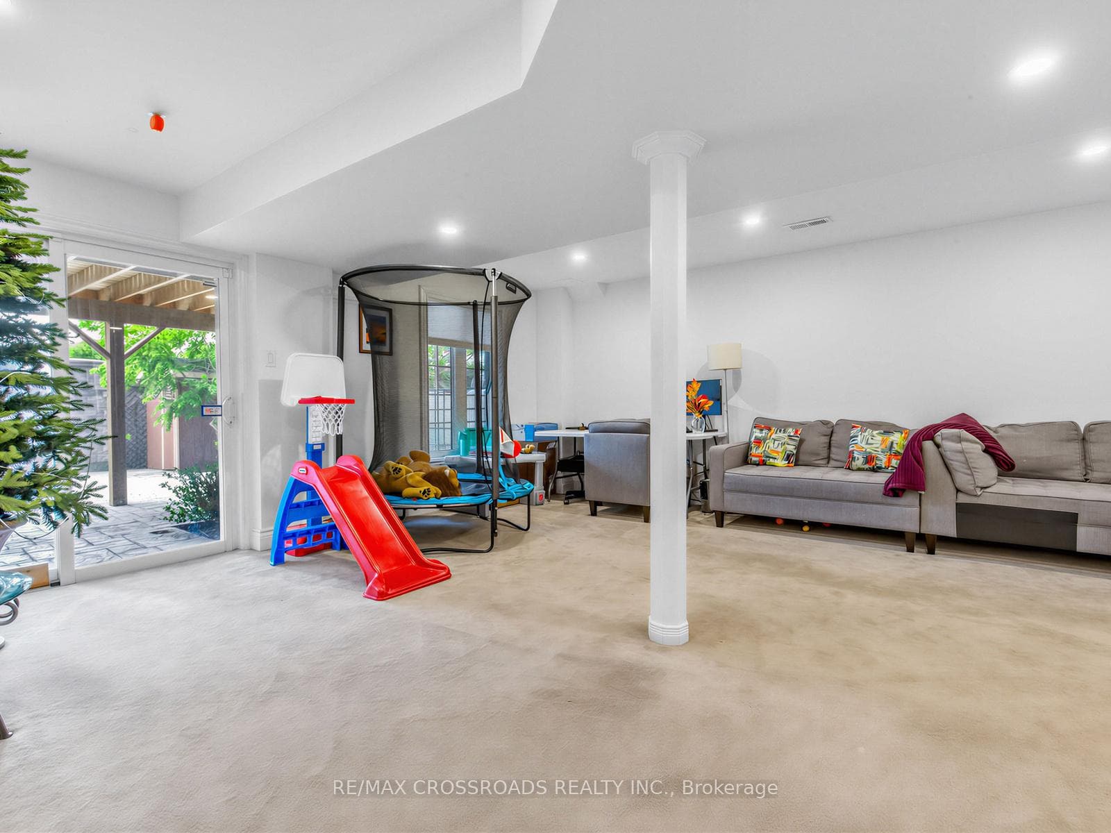 23 Worthview Drive photo 28