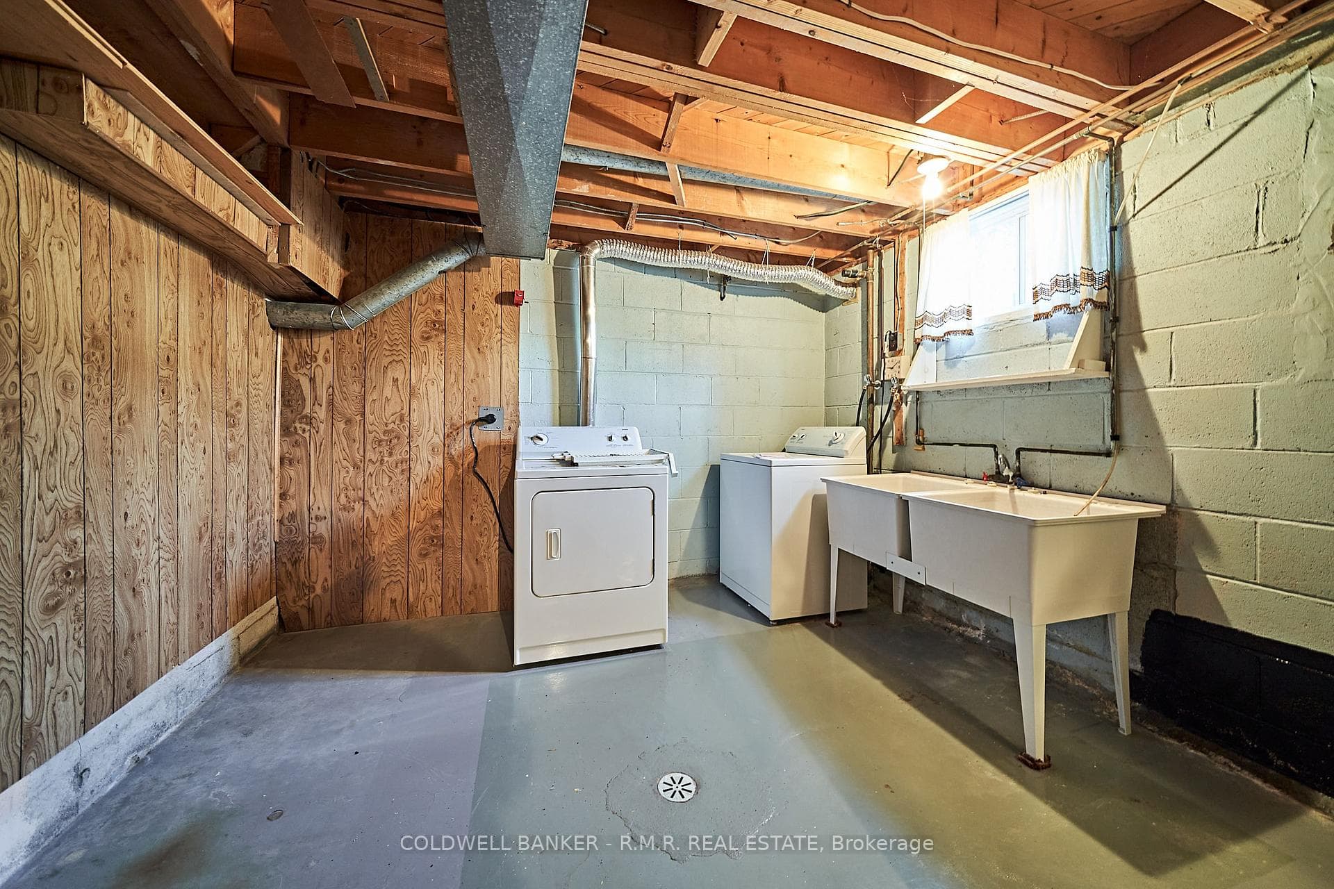 858 Glenforest Street photo 25