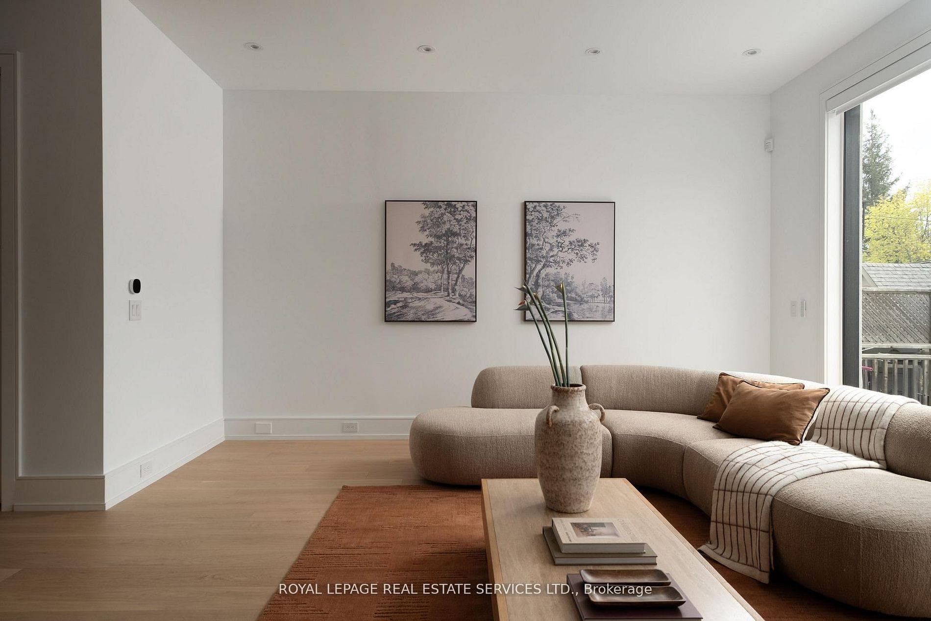 237 Bedford Park Avenue photo 5