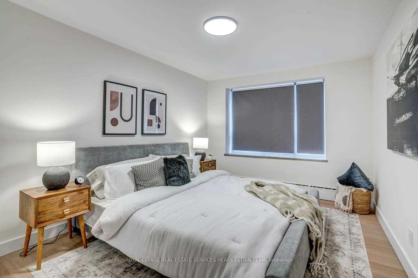 420 Eglinton Avenue Unit 206 photo 14
