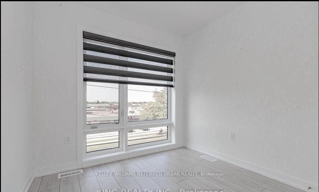 1579 Midland Avenue photo 11