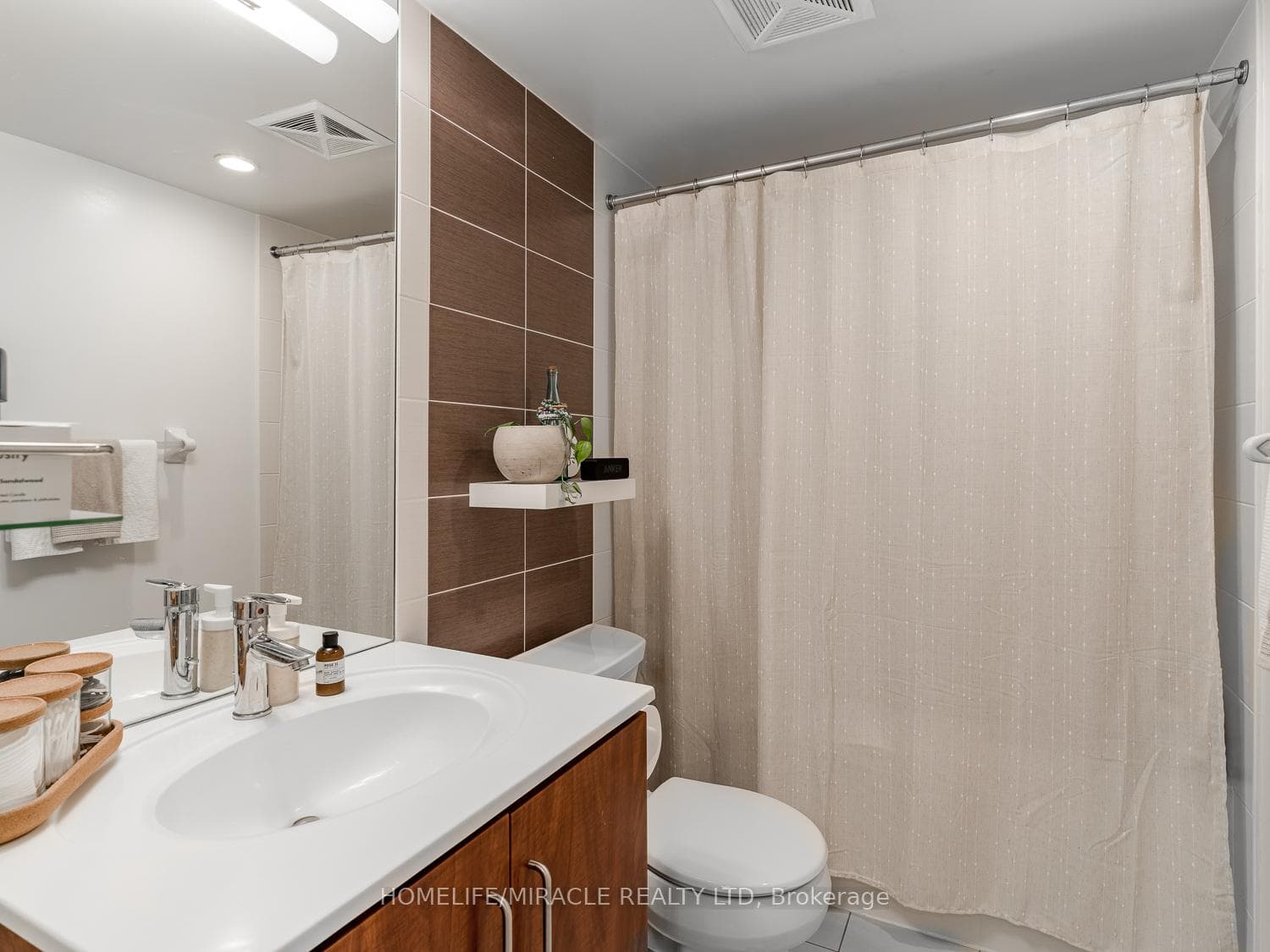 215 Sherway Gardens Road Unit 1606 photo 15
