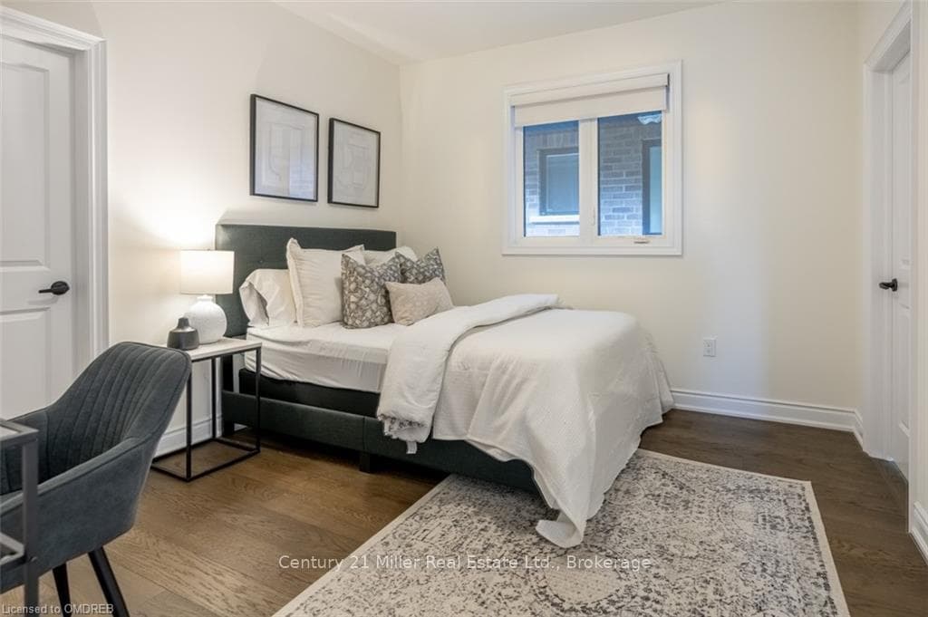 1337 BLACKMORE Street photo 25