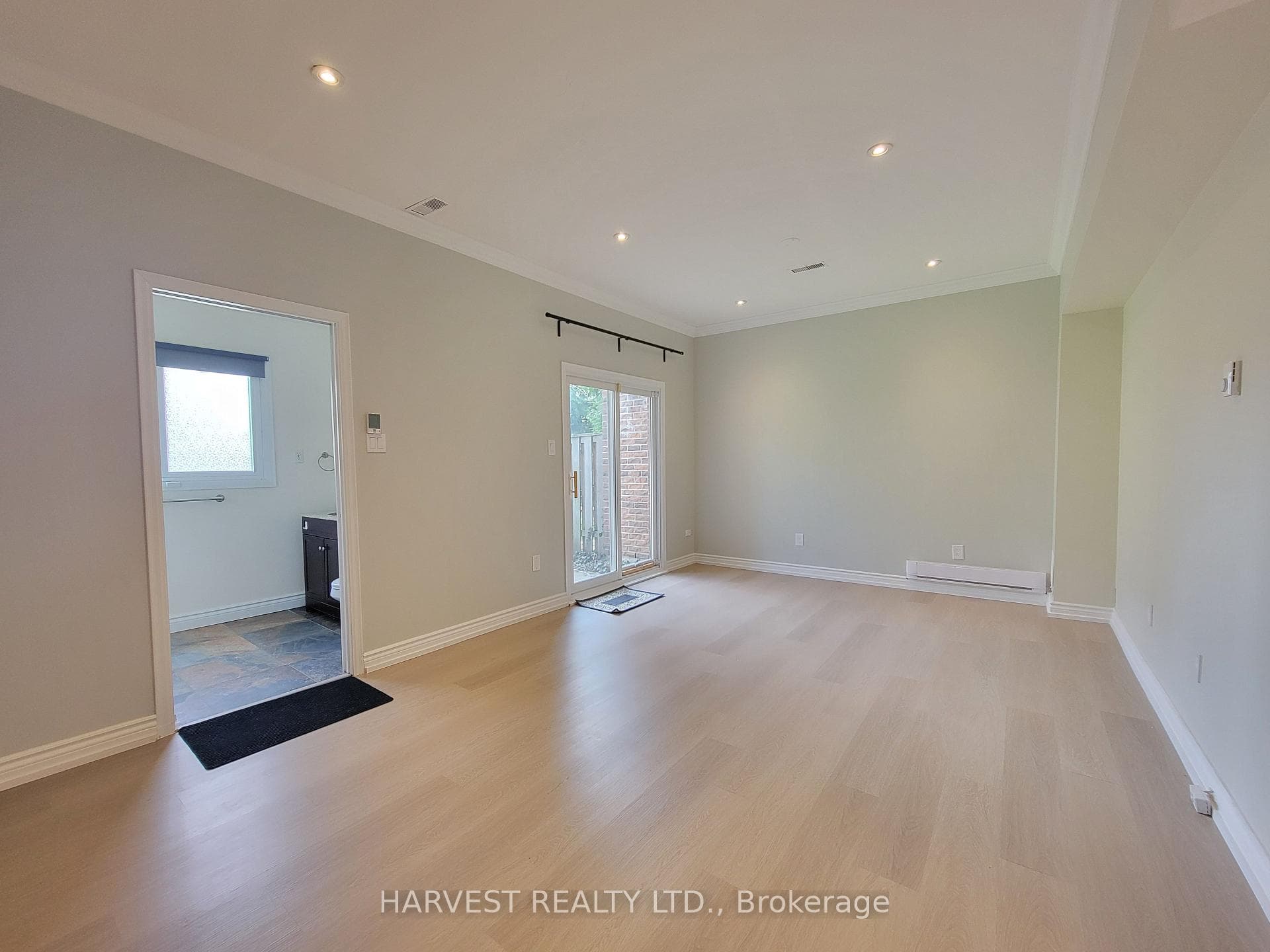 55 Ashglen Way photo 15