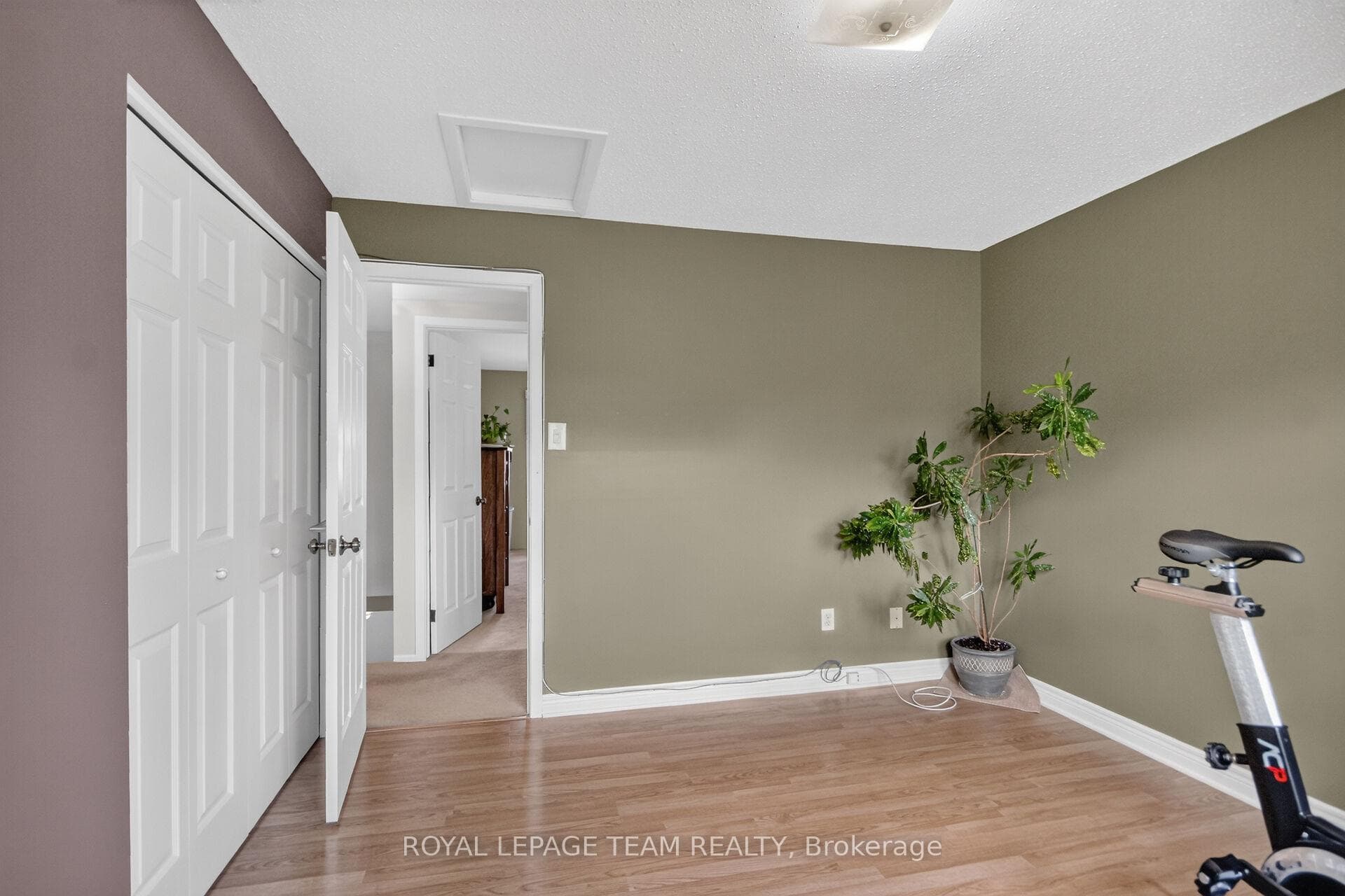3 Haywood Crescent photo 22