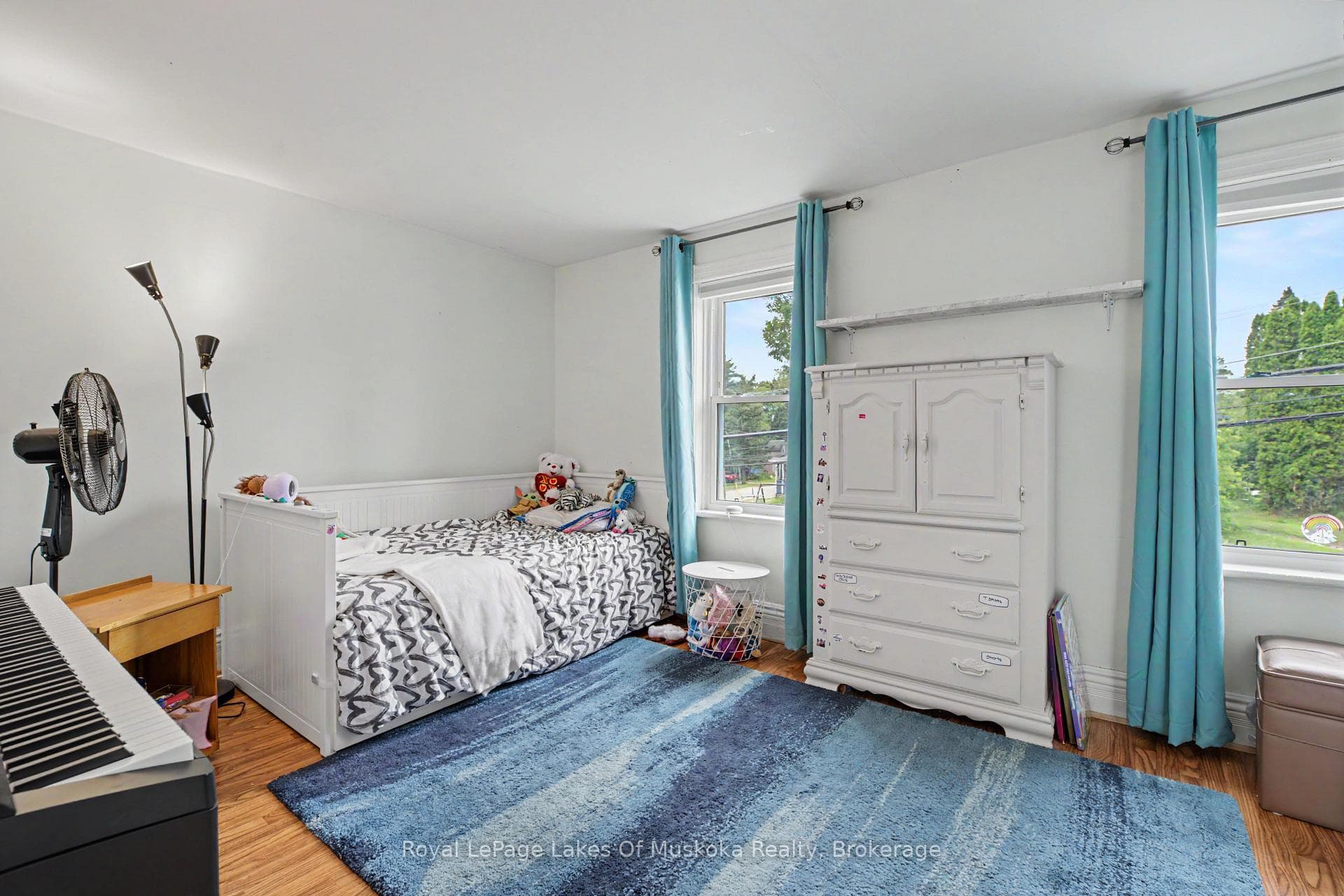 Bedroom 1, with walk in closet