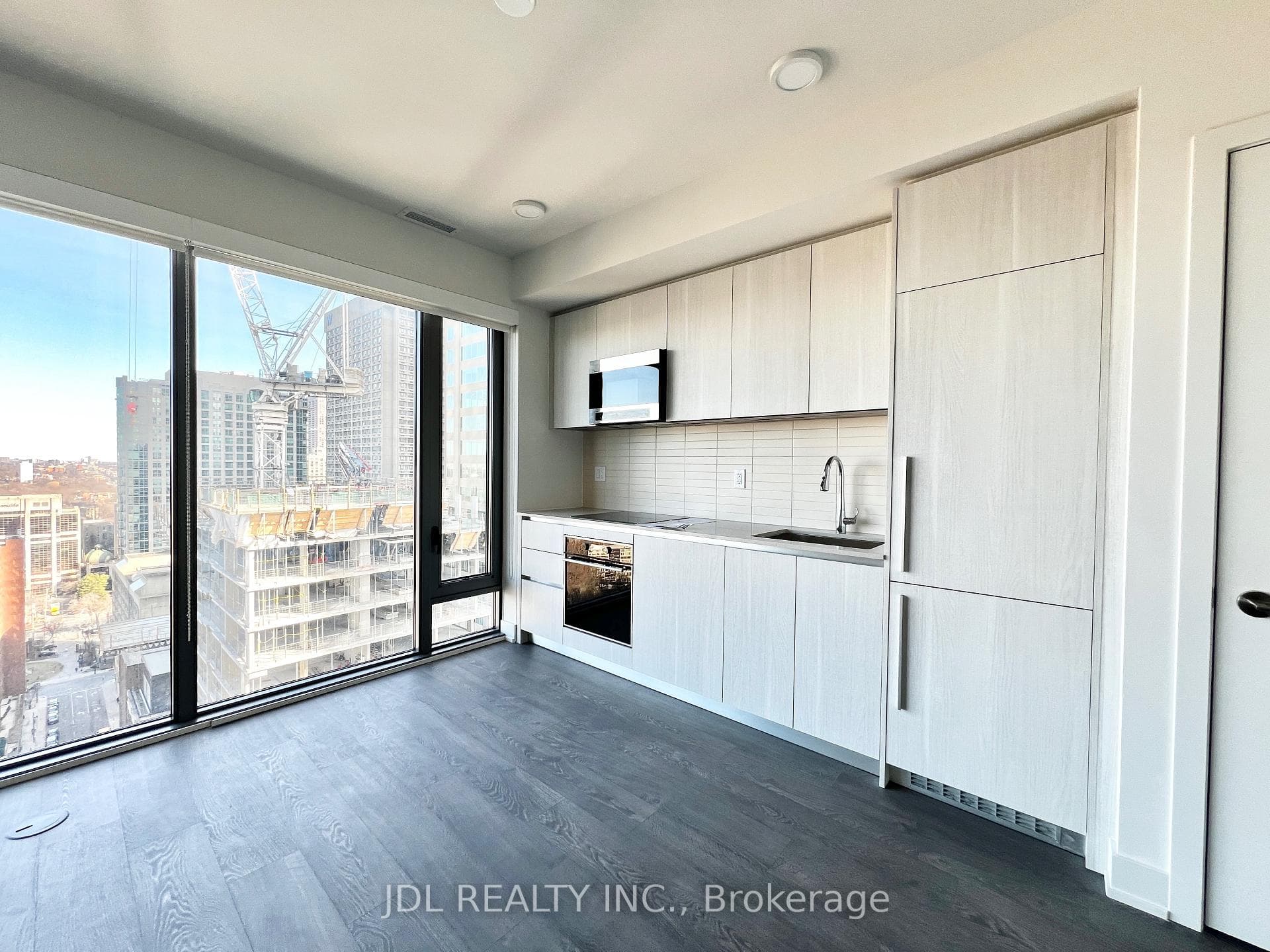 8 Cumberland Street Unit 2307 photo 3