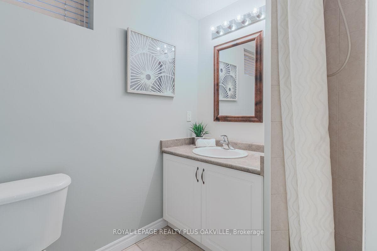 16 Grayrocks Avenue photo 32