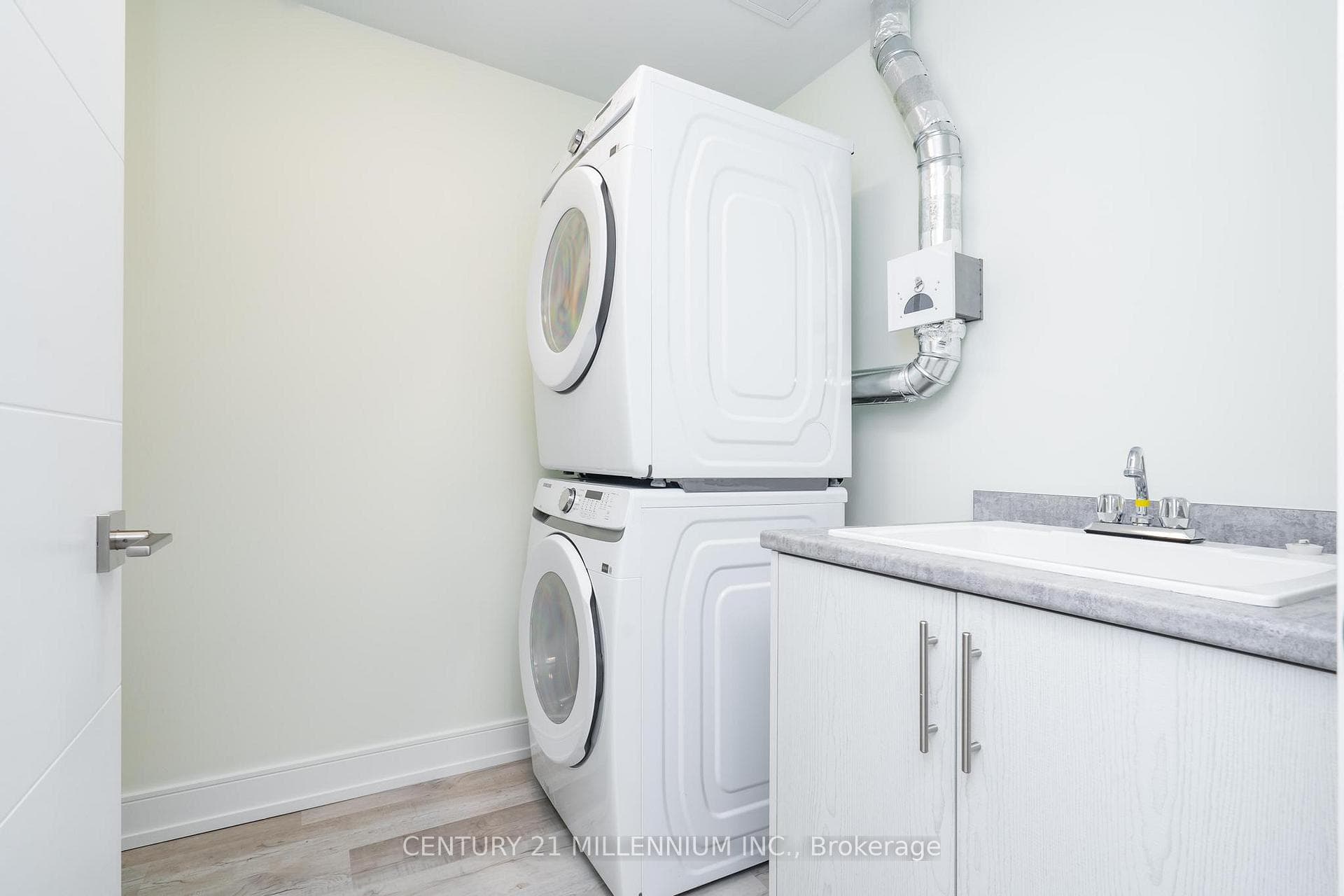 300B On the Fourth Avenue Unit 403 photo 9
