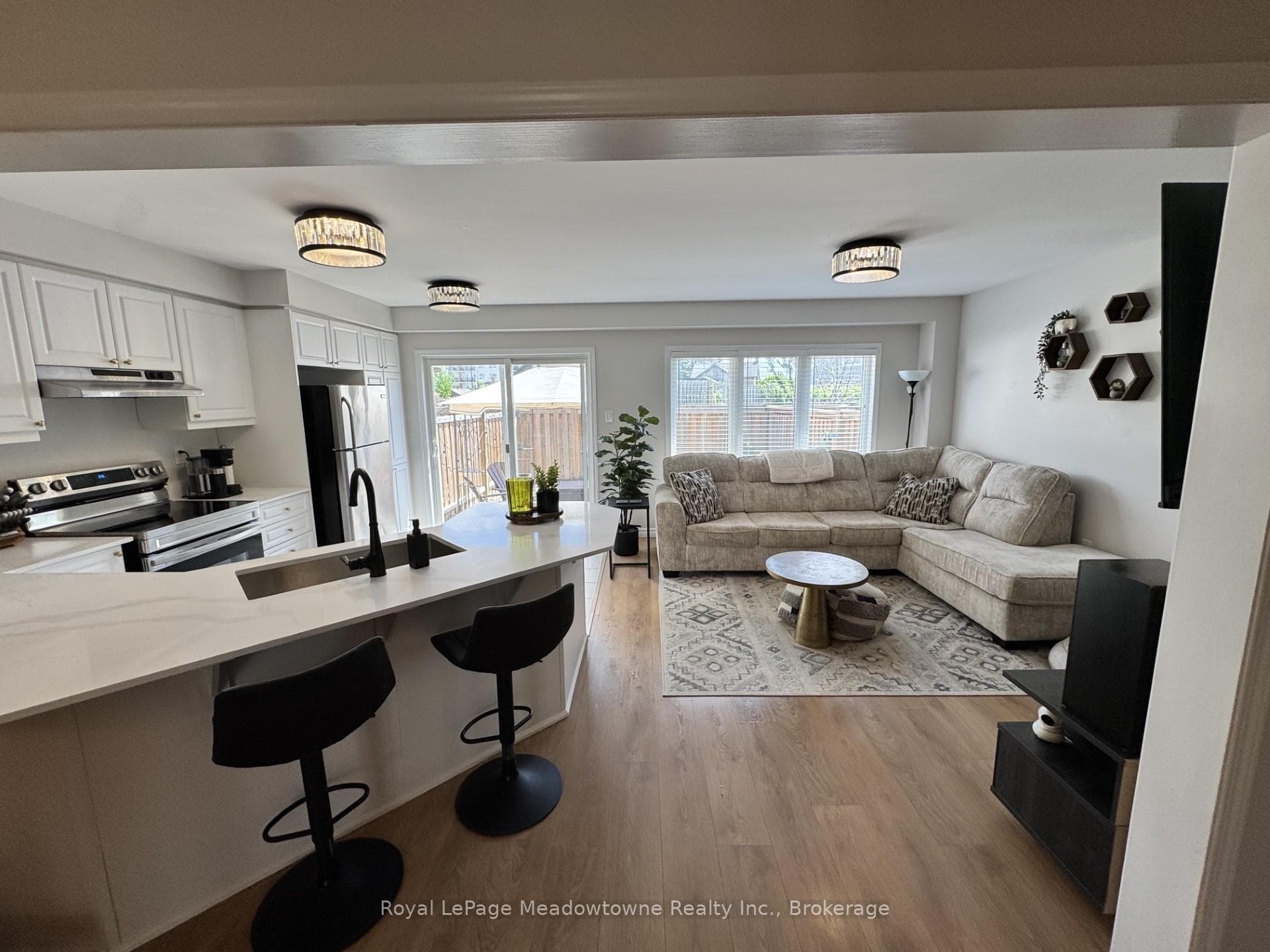 178 West Oak Trail photo 4