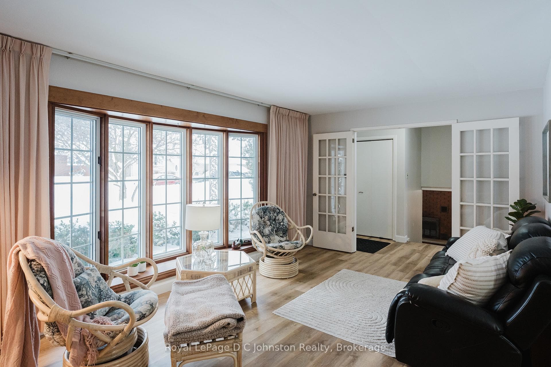 652 Orchard Drive photo 6